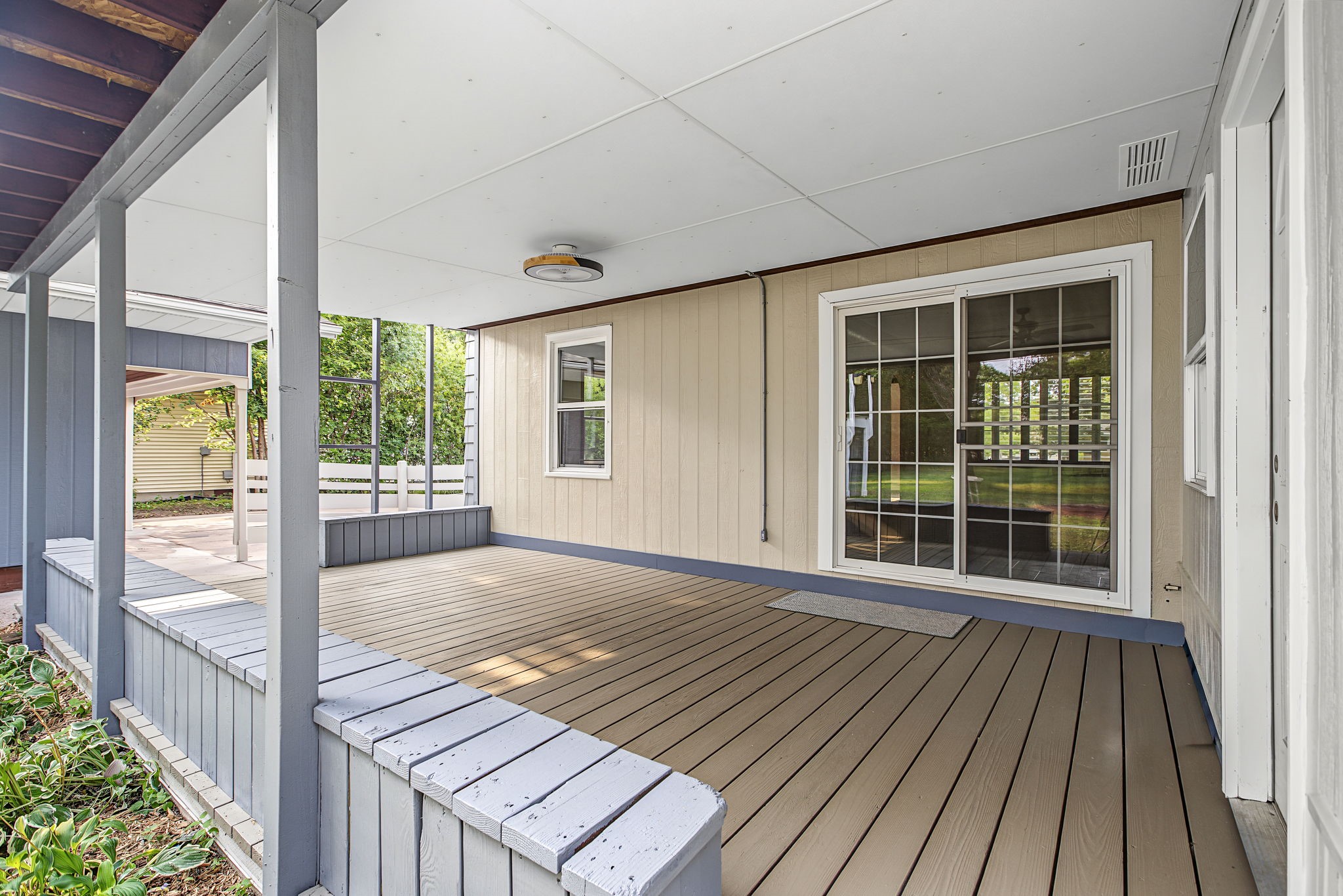 2404 Willis Avenue Property Photo 33