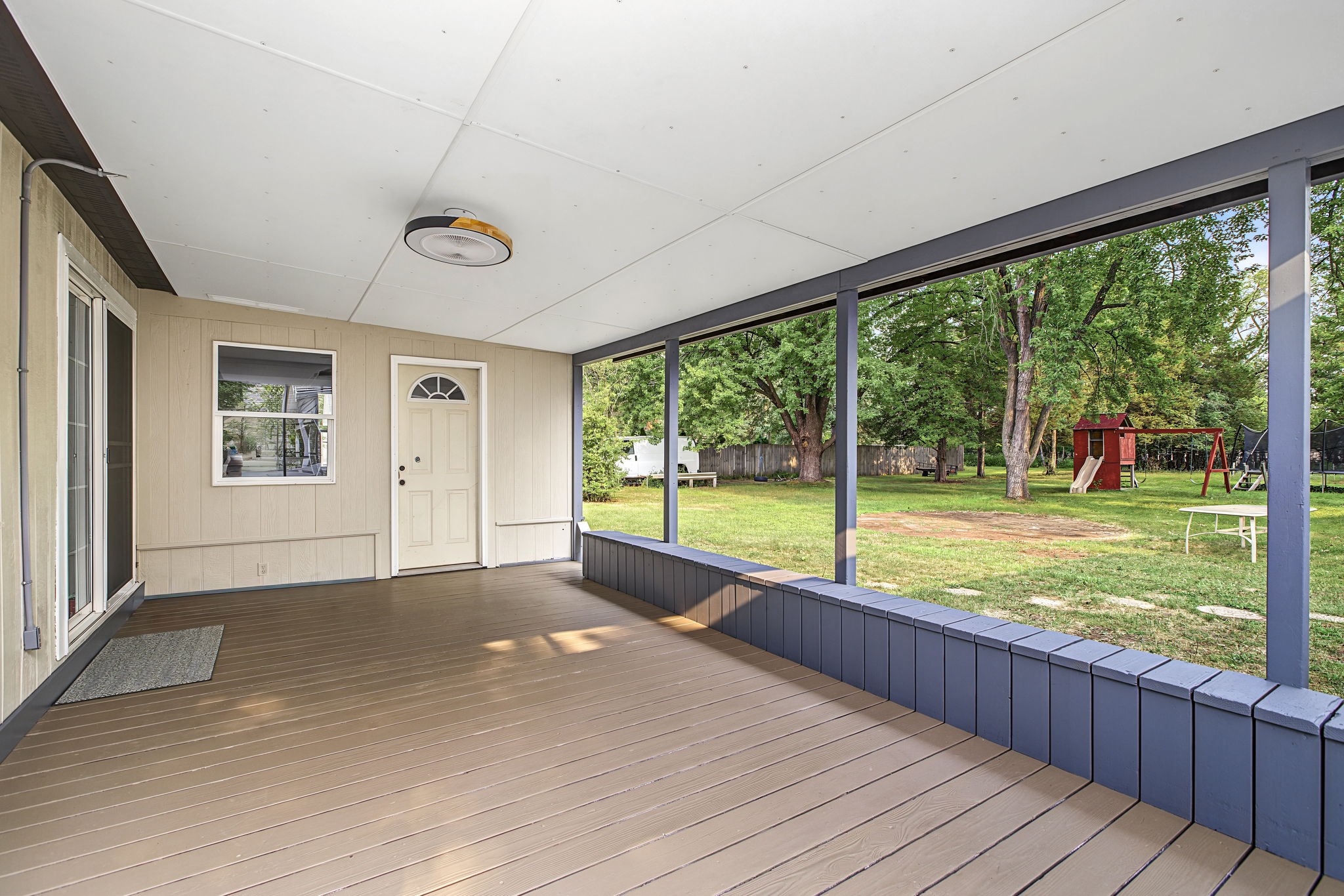 2404 Willis Avenue Property Photo 34