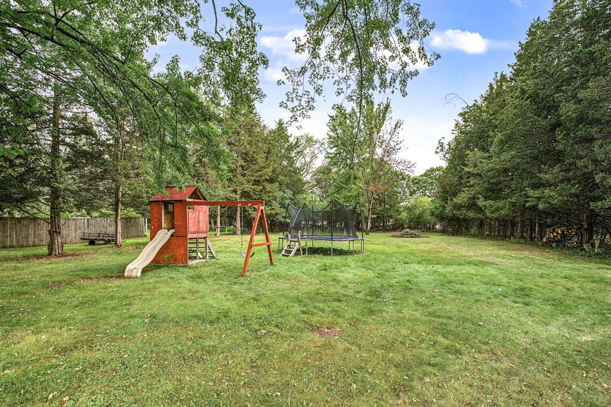 2404 Willis Avenue Property Photo 38