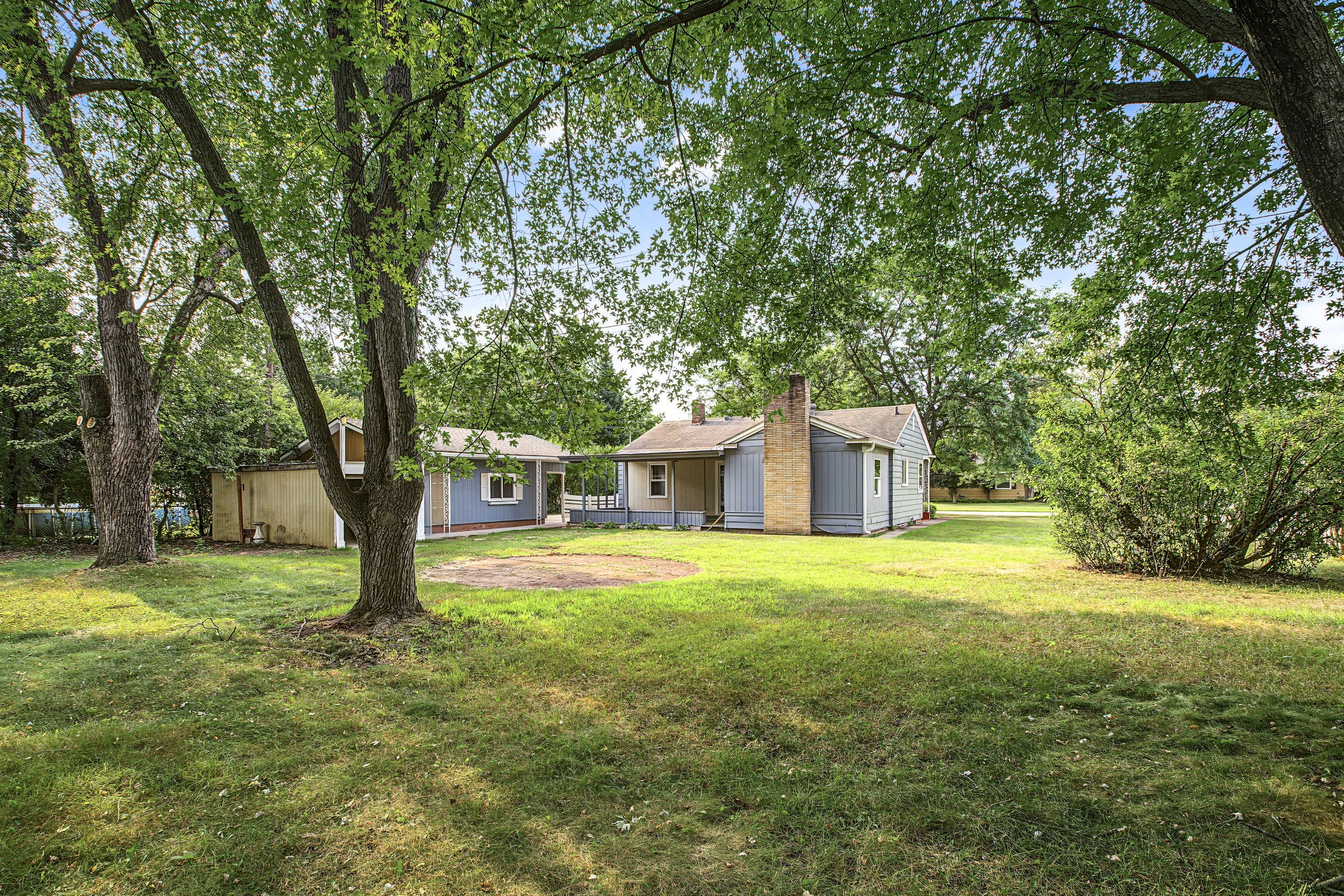 2404 Willis Avenue Property Photo 42