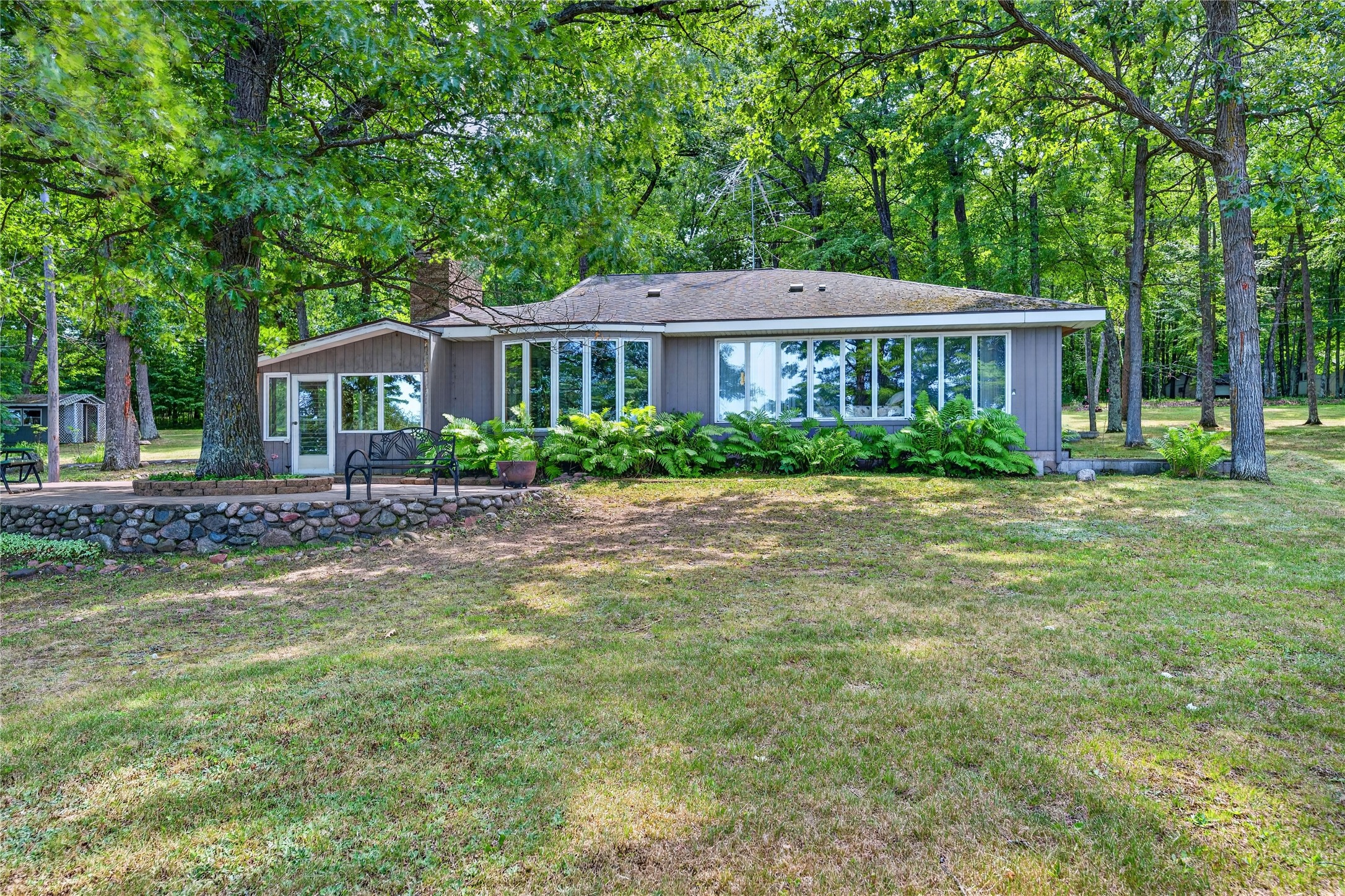 W7211 Sunset Lane Property Photo 1