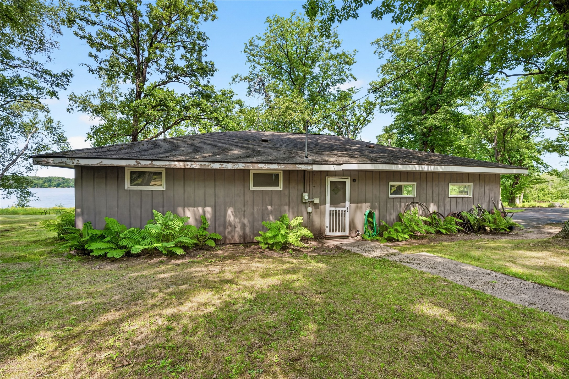 W7211 Sunset Lane Property Photo 7