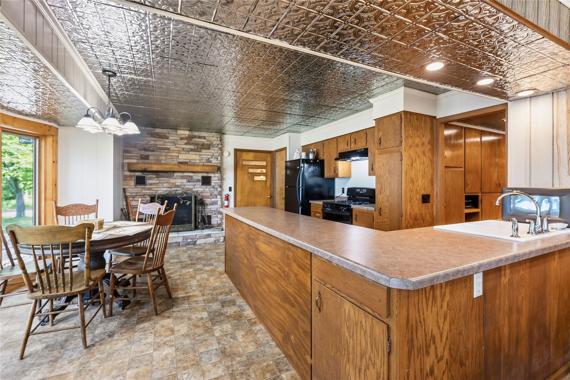 W7211 Sunset Lane Property Photo 13