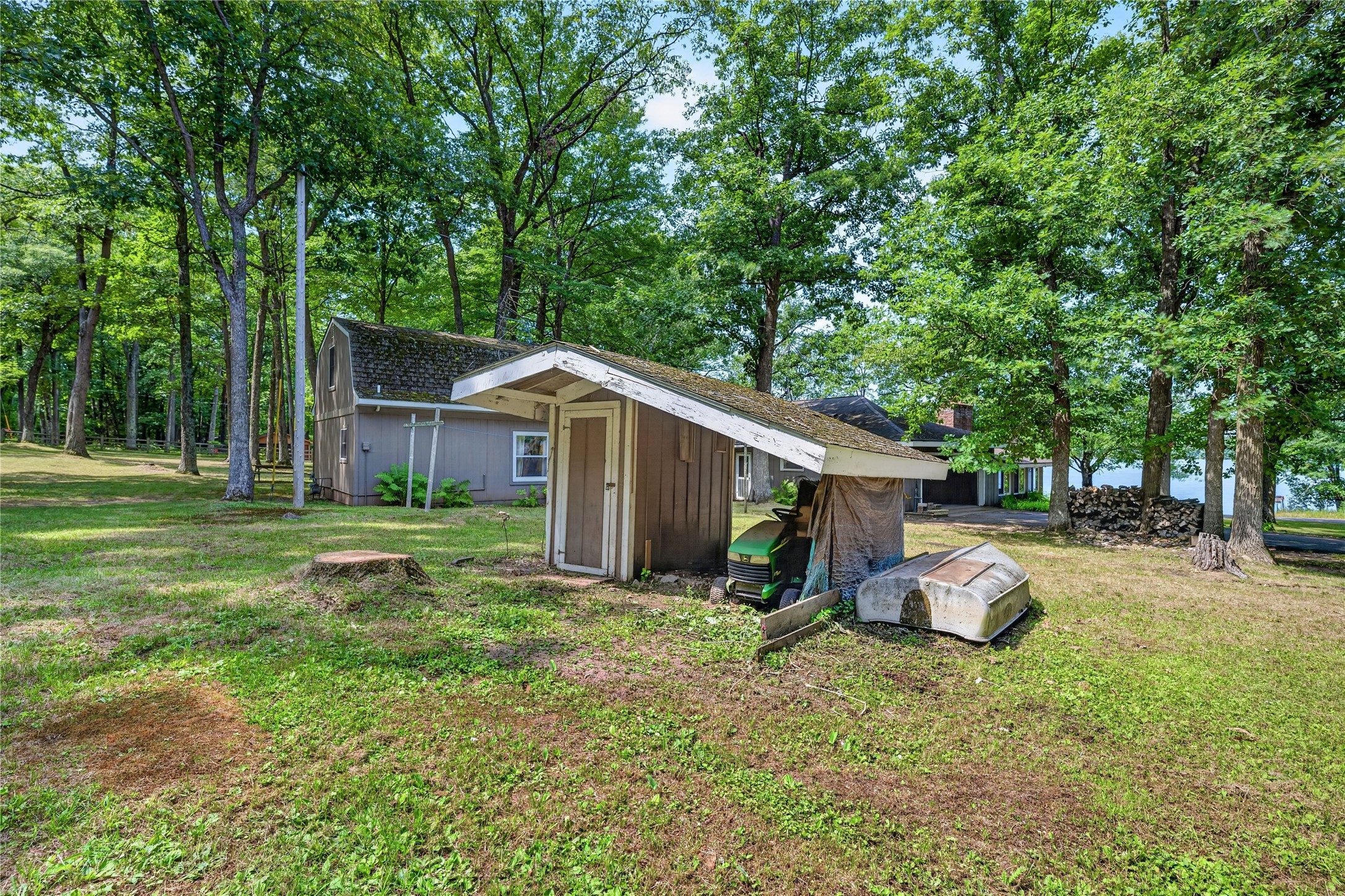 W7211 Sunset Lane Property Photo 38
