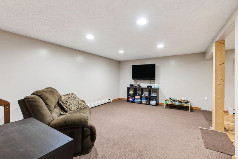 15561 Pine Point Drive Property Photo 36