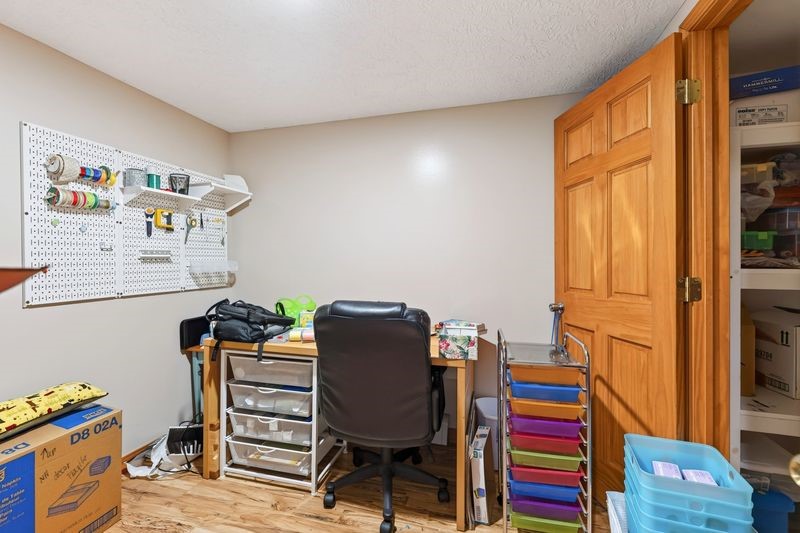 15561 Pine Point Drive Property Photo 40