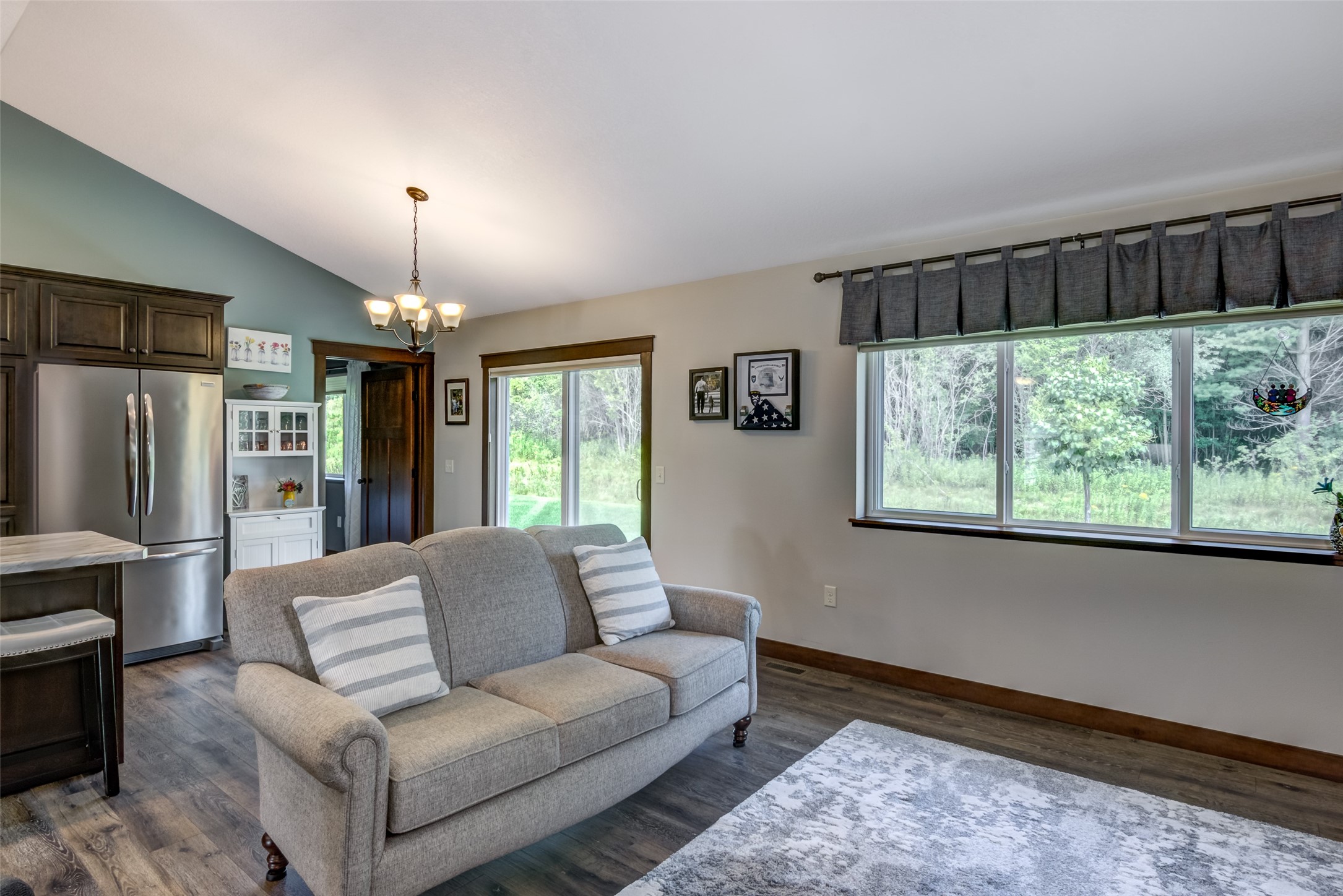1868 Willow Creek Parkway Property Photo 5