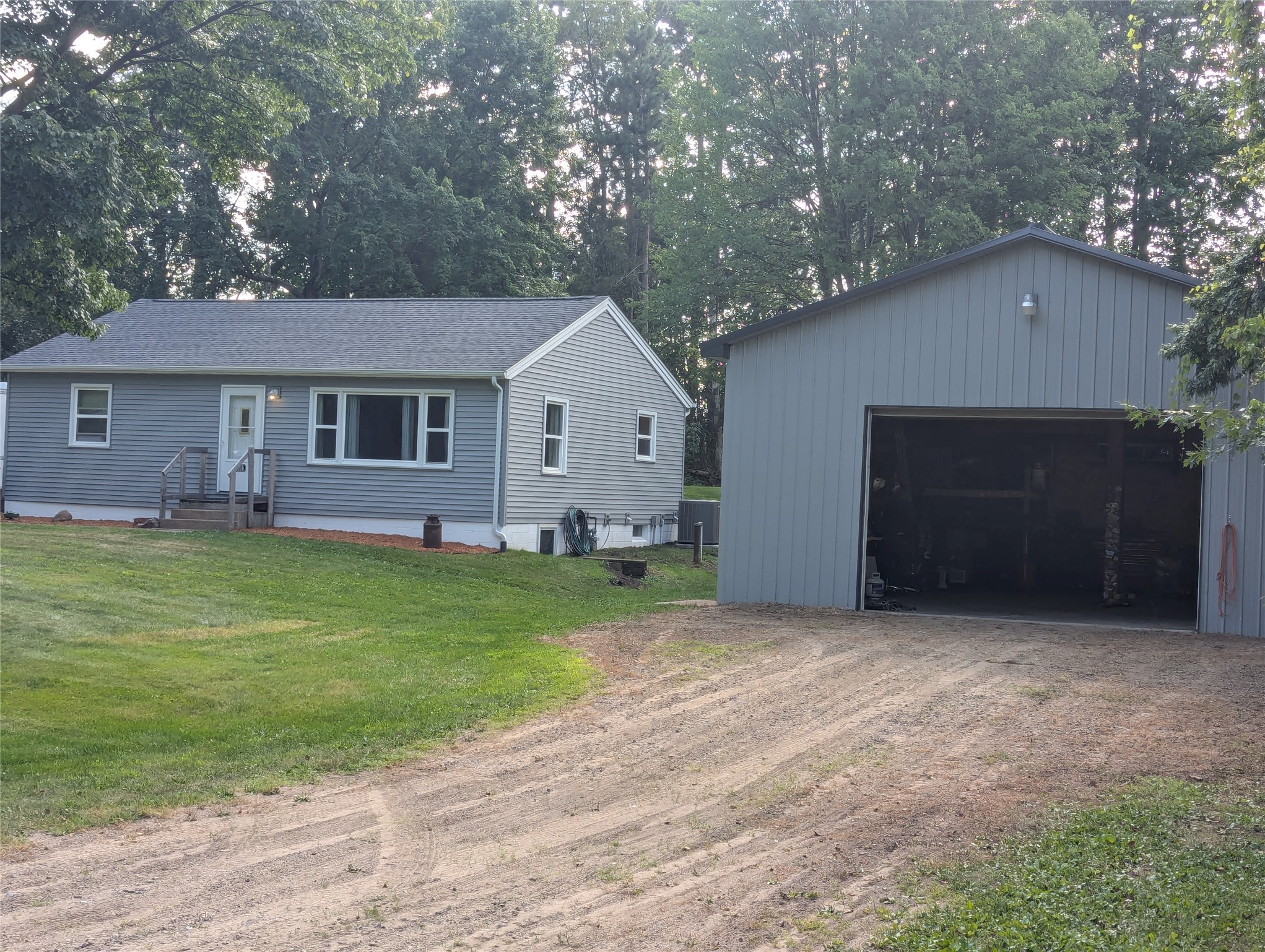 1706 Peterson Avenue Property Photo 1