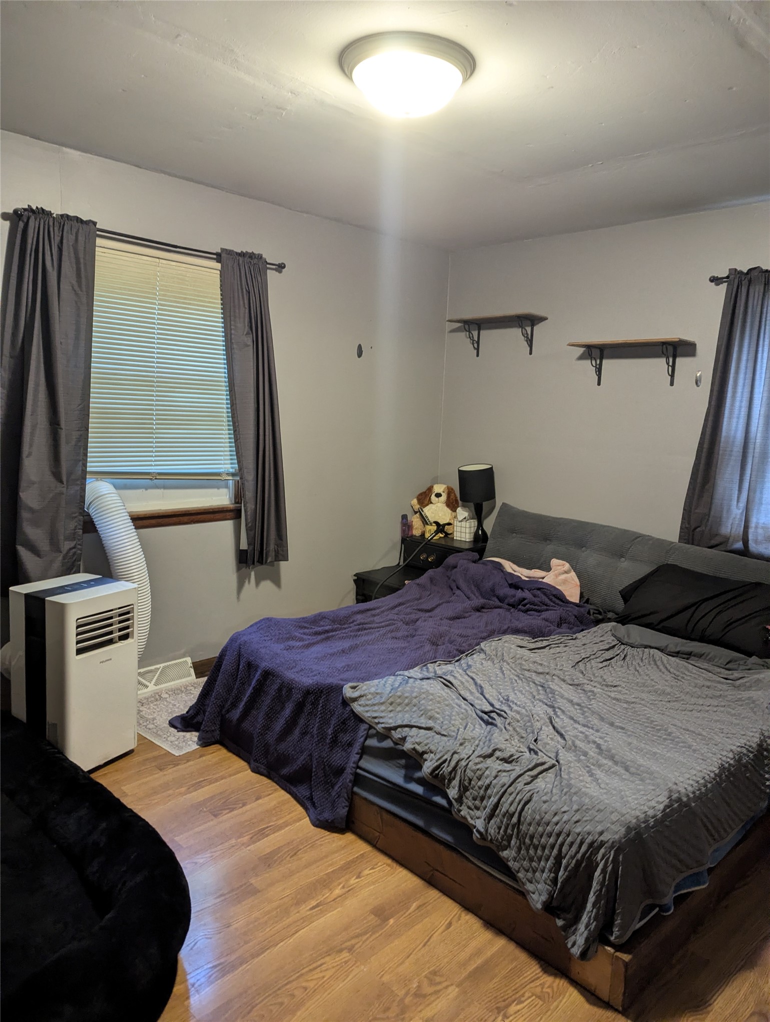 1706 Peterson Avenue Property Photo 11
