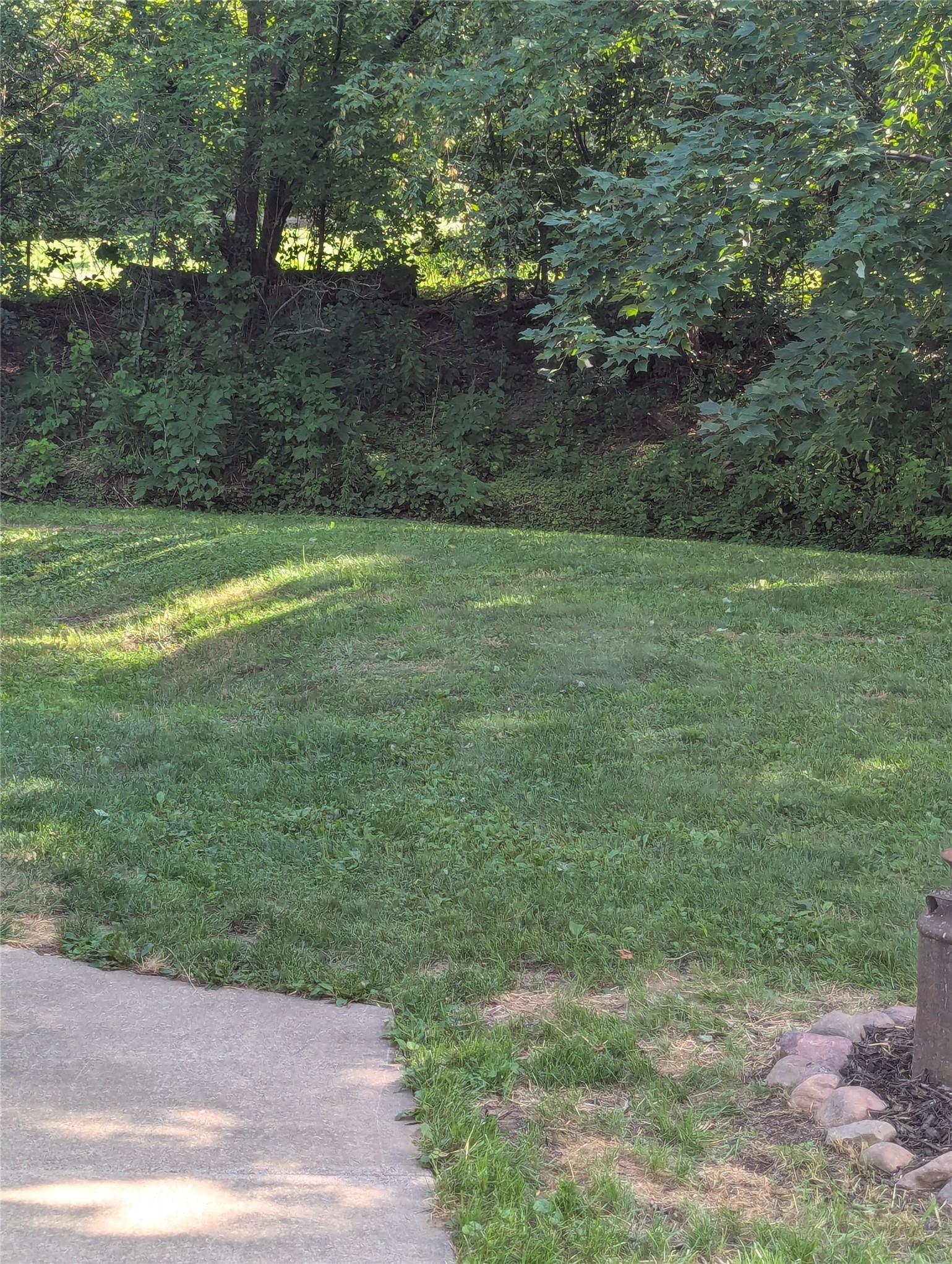1706 Peterson Avenue Property Photo 32