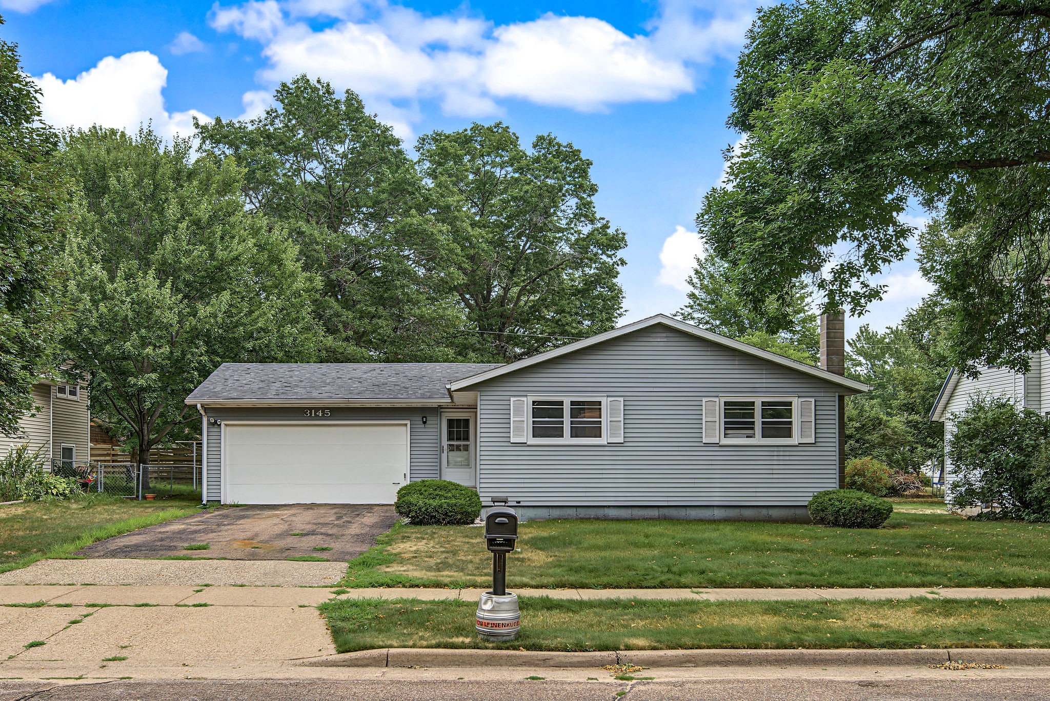 3145 Comet Avenue Property Photo 1