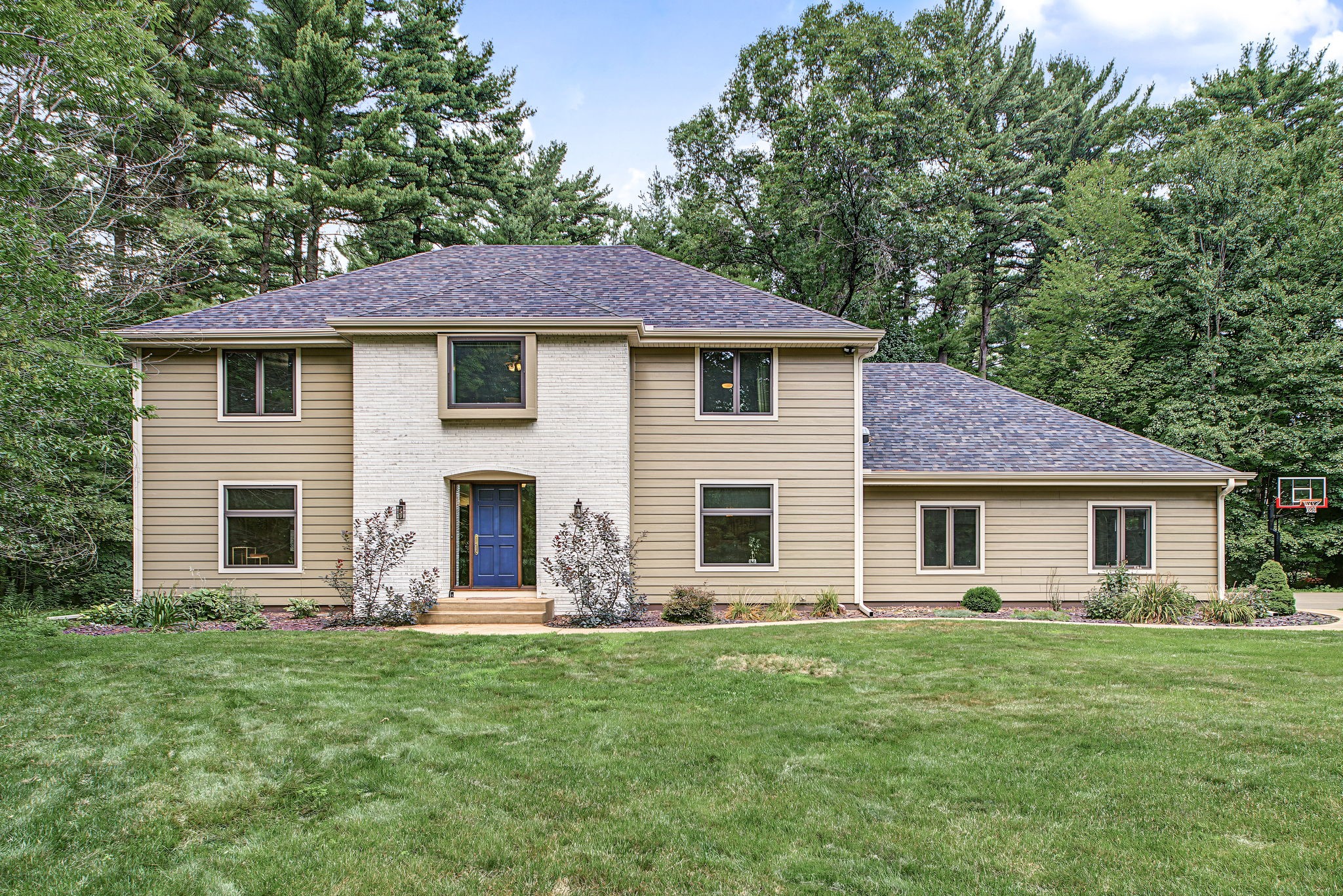 6644 Timber Lane Property Photo 1