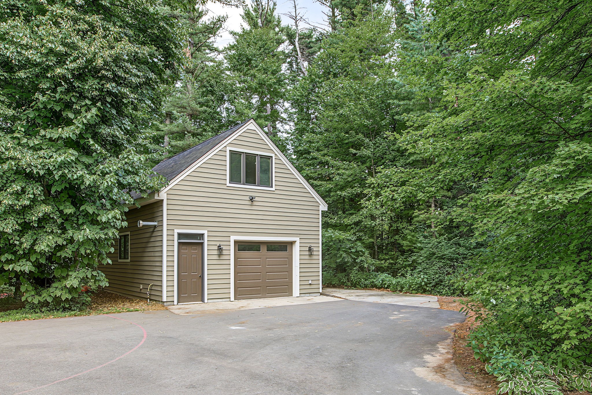6644 Timber Lane Property Photo 3