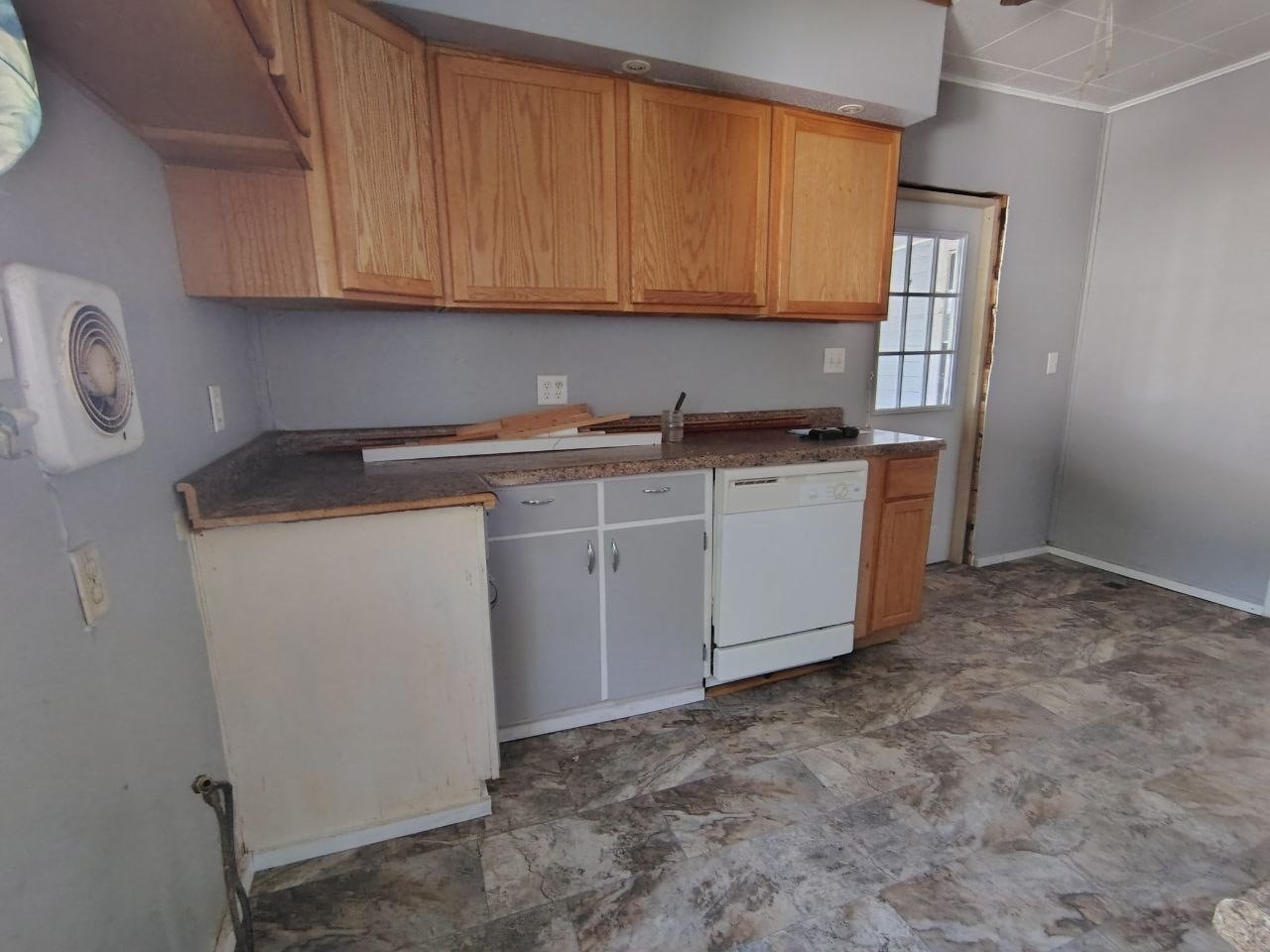 901 Worden Avenue E Property Photo 3