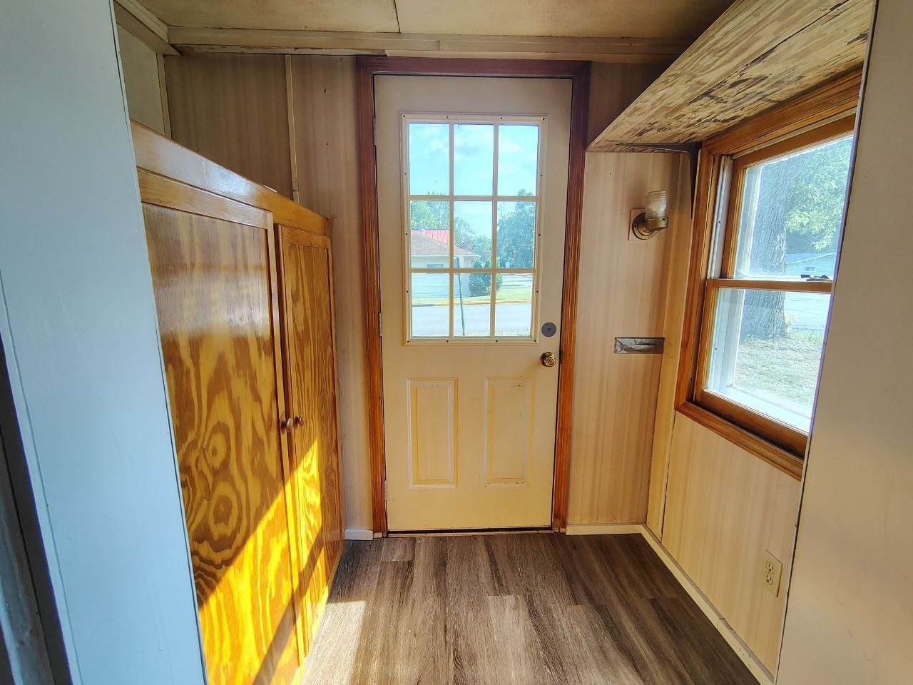 901 Worden Avenue E Property Photo 7