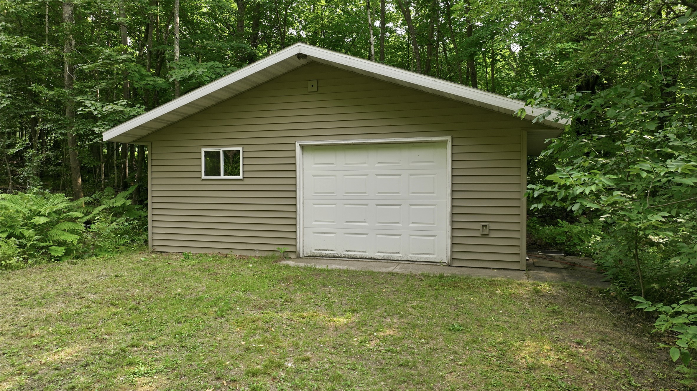 W2725 3rd Street Property Photo 25