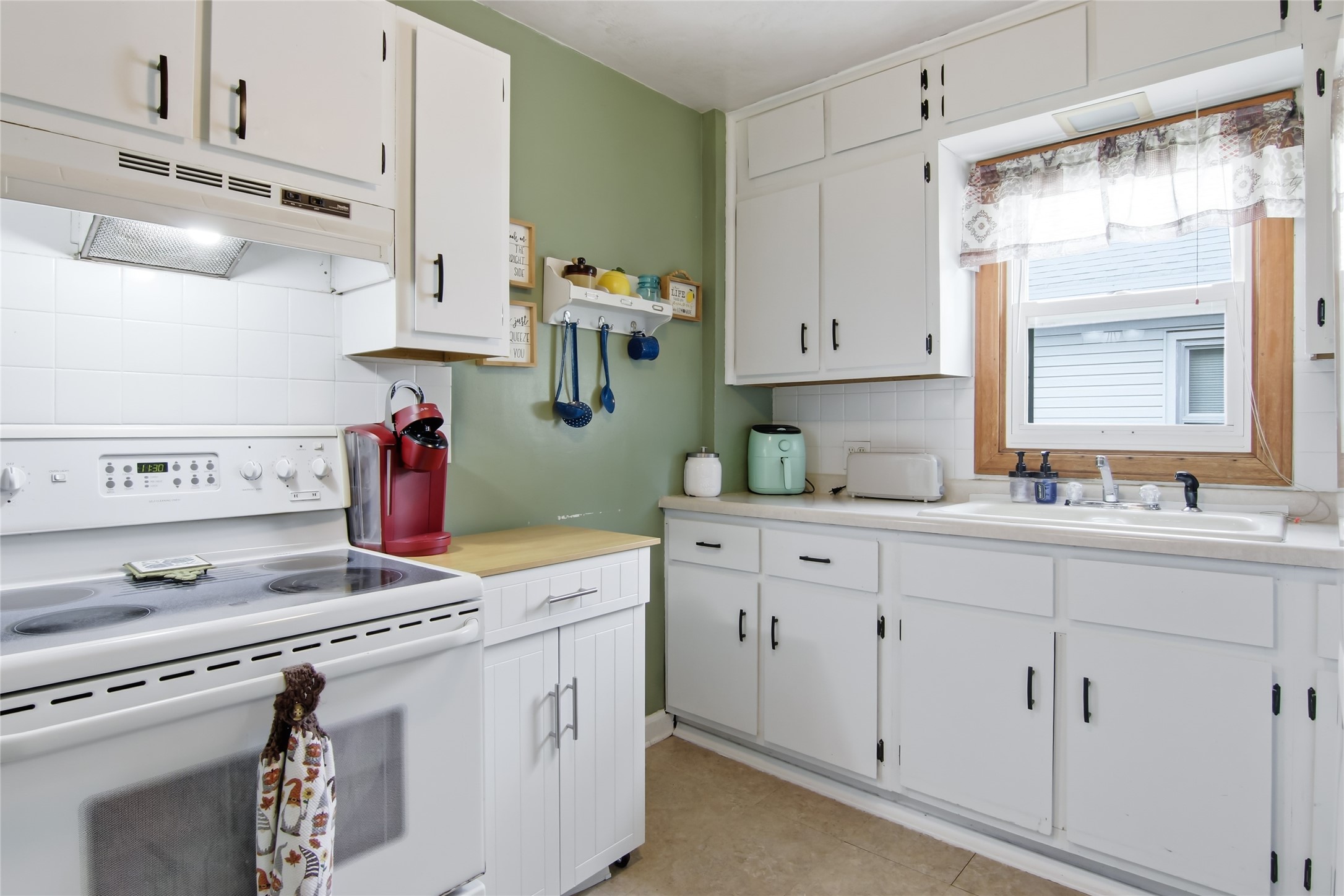 1906 9th Street Property Photo 8