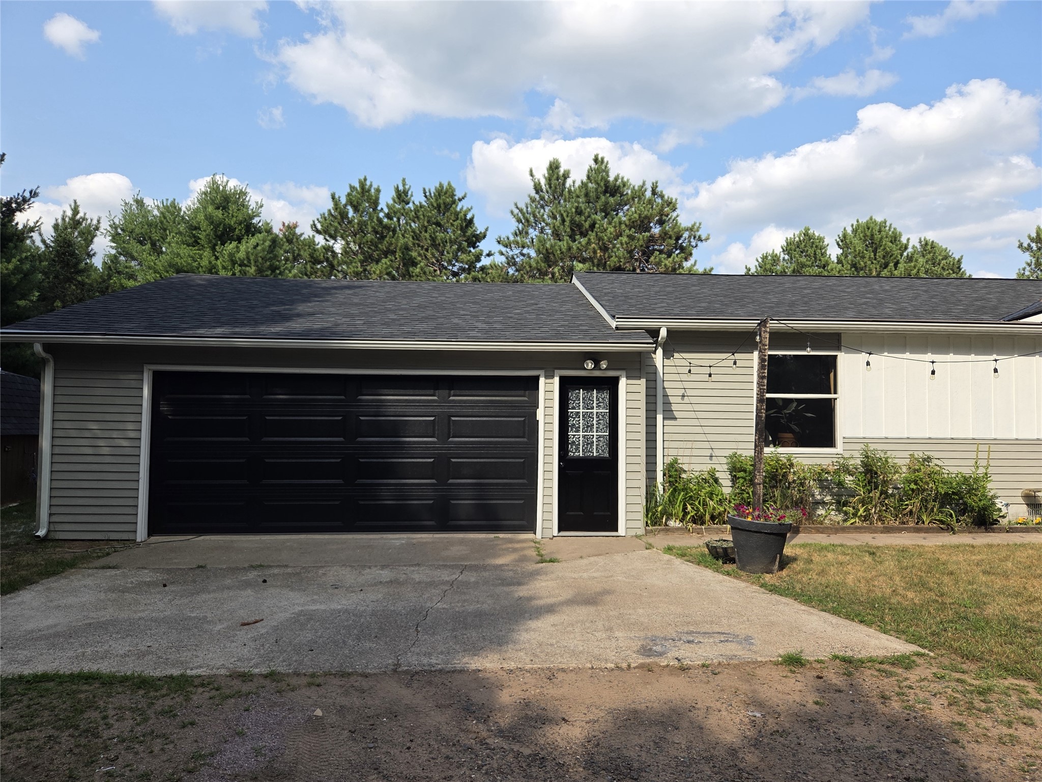 4136 Overland Road Property Photo 4