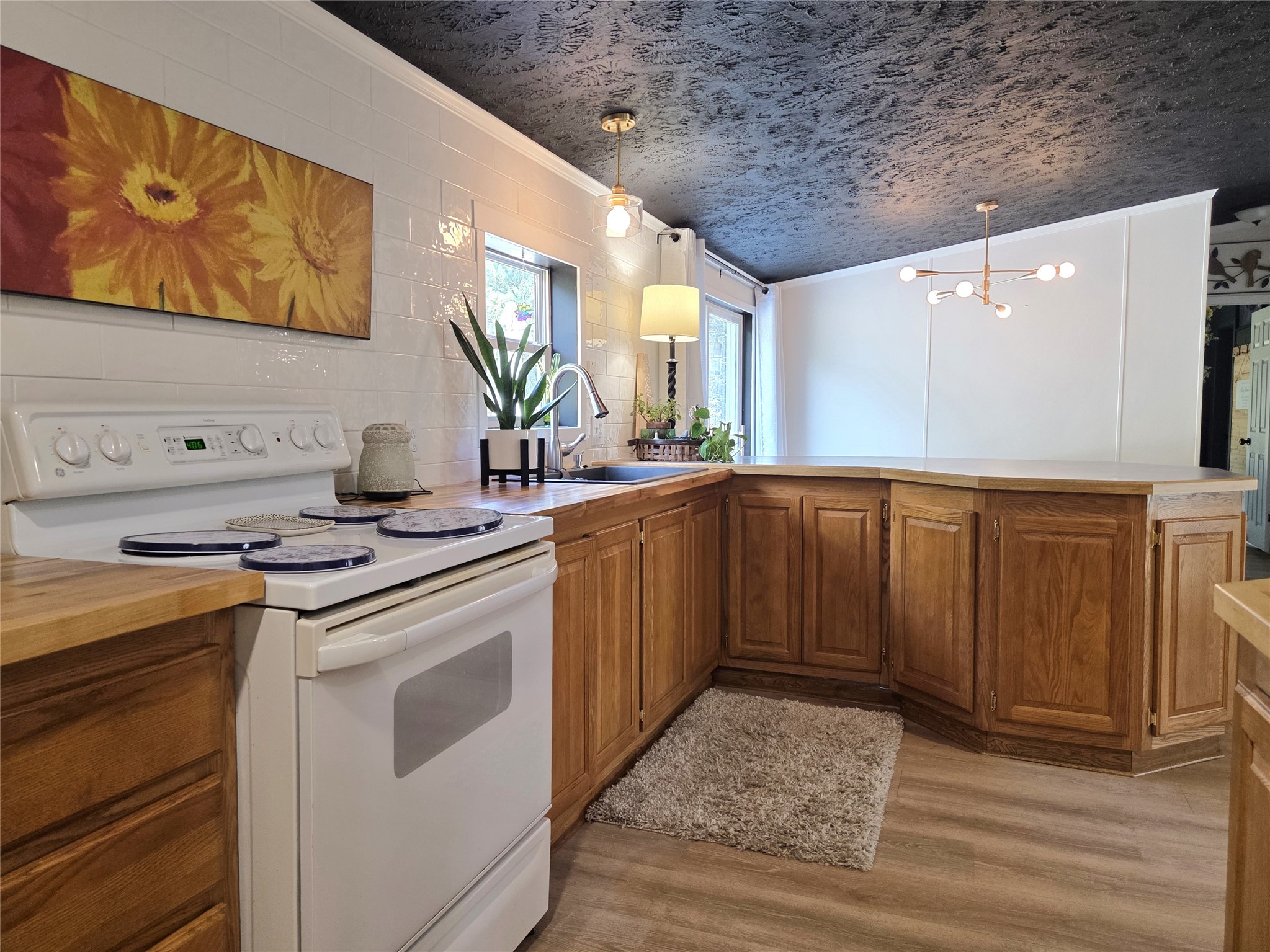 4136 Overland Road Property Photo 11