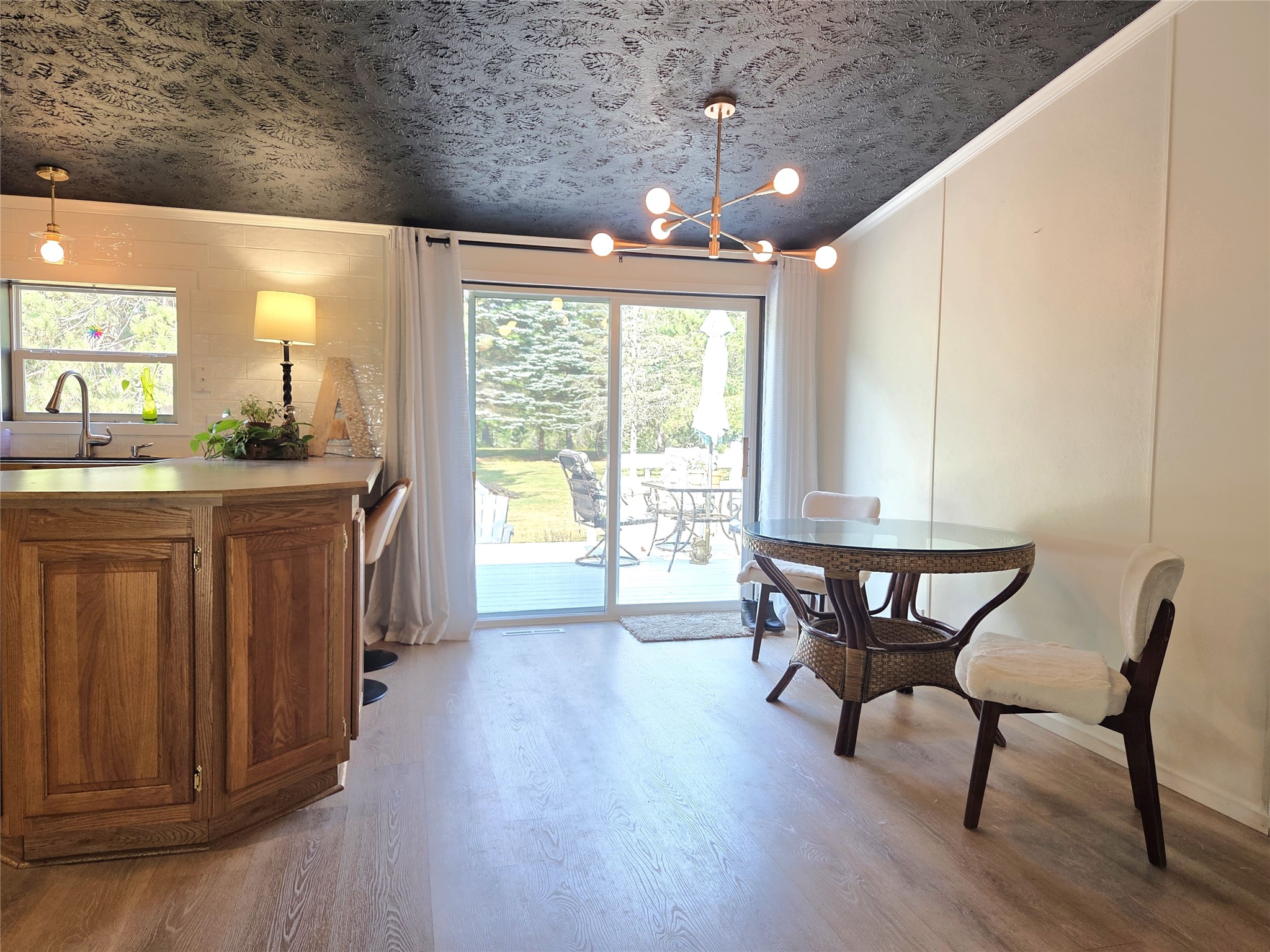 4136 Overland Road Property Photo 13