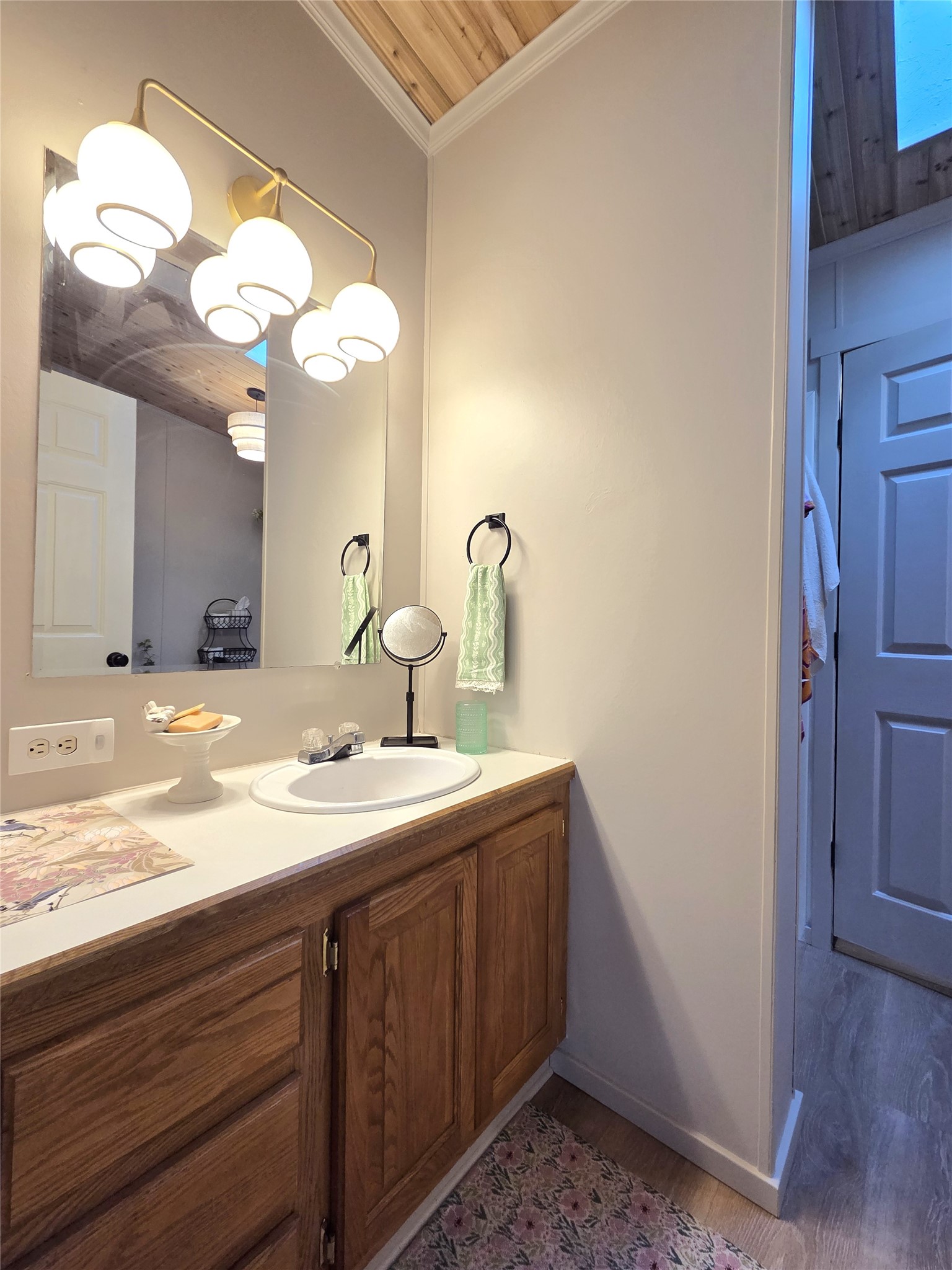 4136 Overland Road Property Photo 16