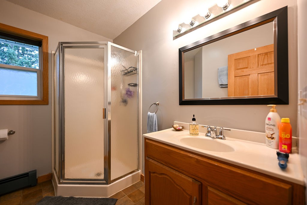 109 Laker Drive Property Photo 12