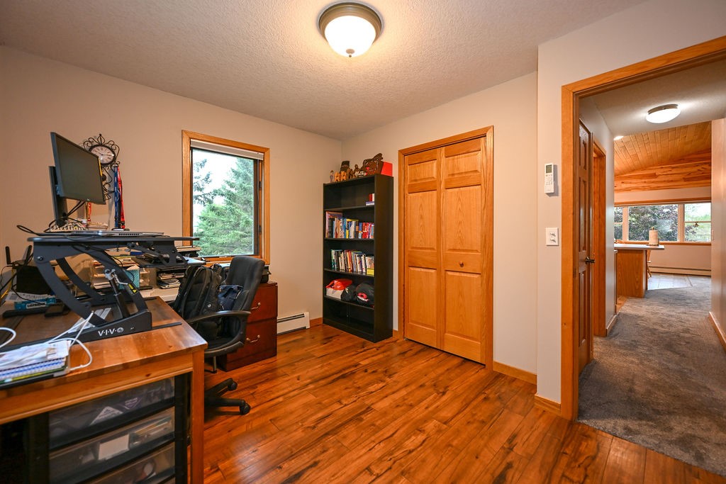 109 Laker Drive Property Photo 14