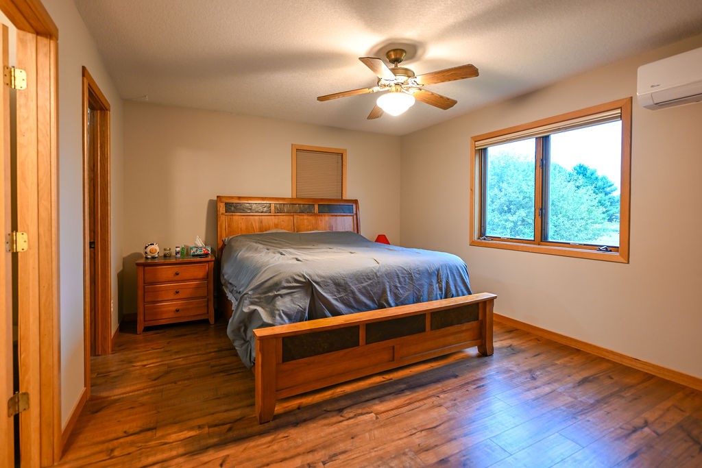 109 Laker Drive Property Photo 15