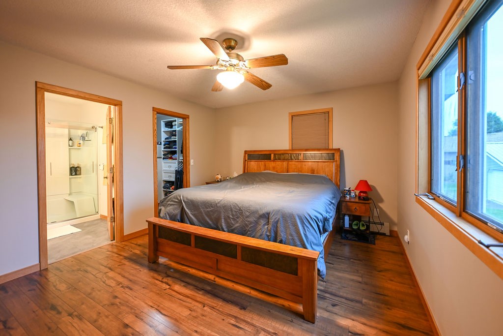 109 Laker Drive Property Photo 16