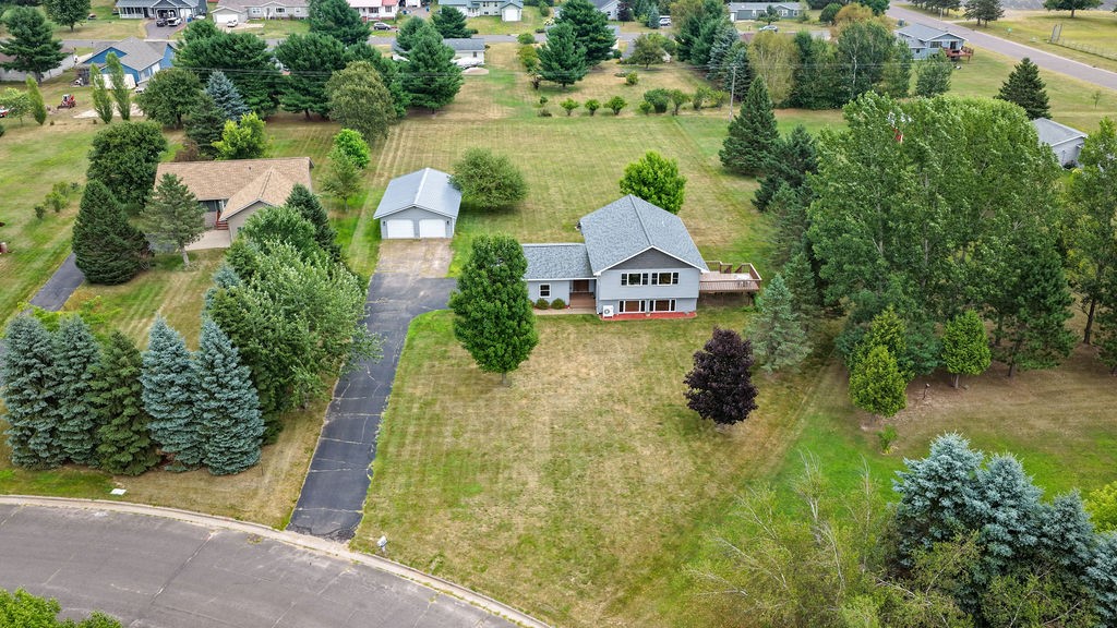 109 Laker Drive Property Photo 38