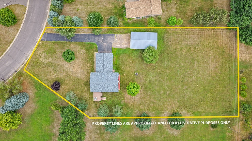 109 Laker Drive Property Photo 39
