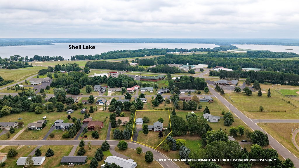 109 Laker Drive Property Photo 43