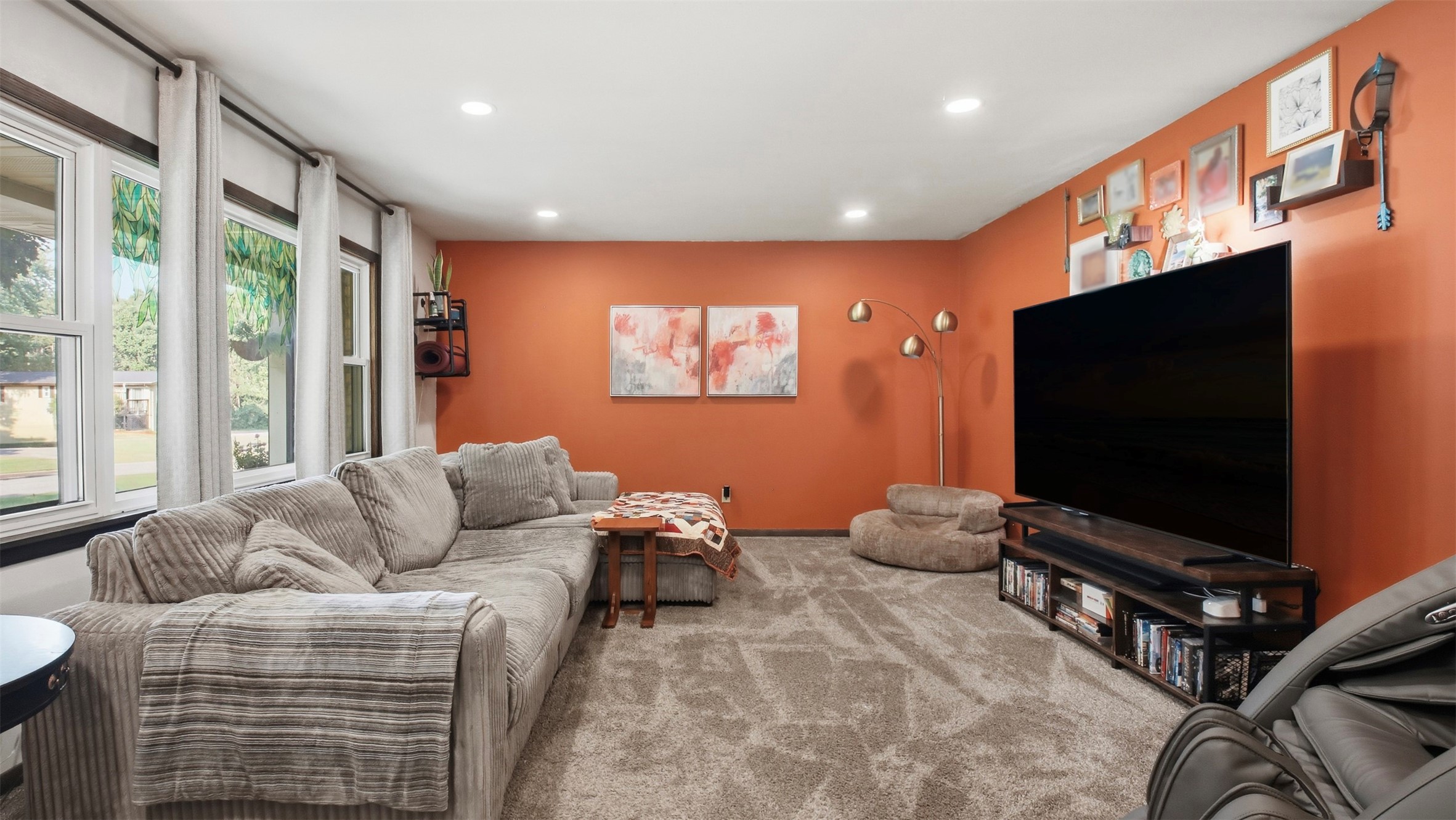 1819 Grandview Drive Property Photo 11