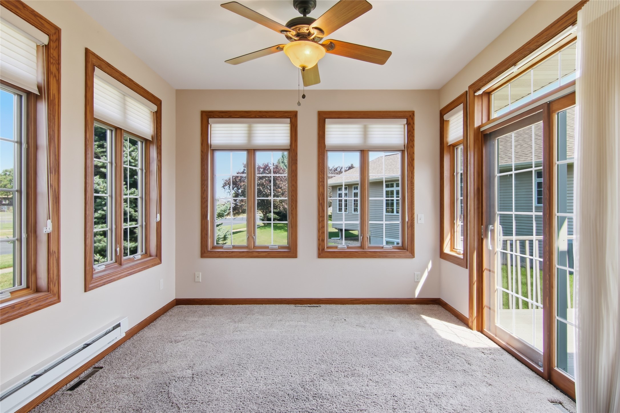 2912 Putnam Glen Place Property Photo 11