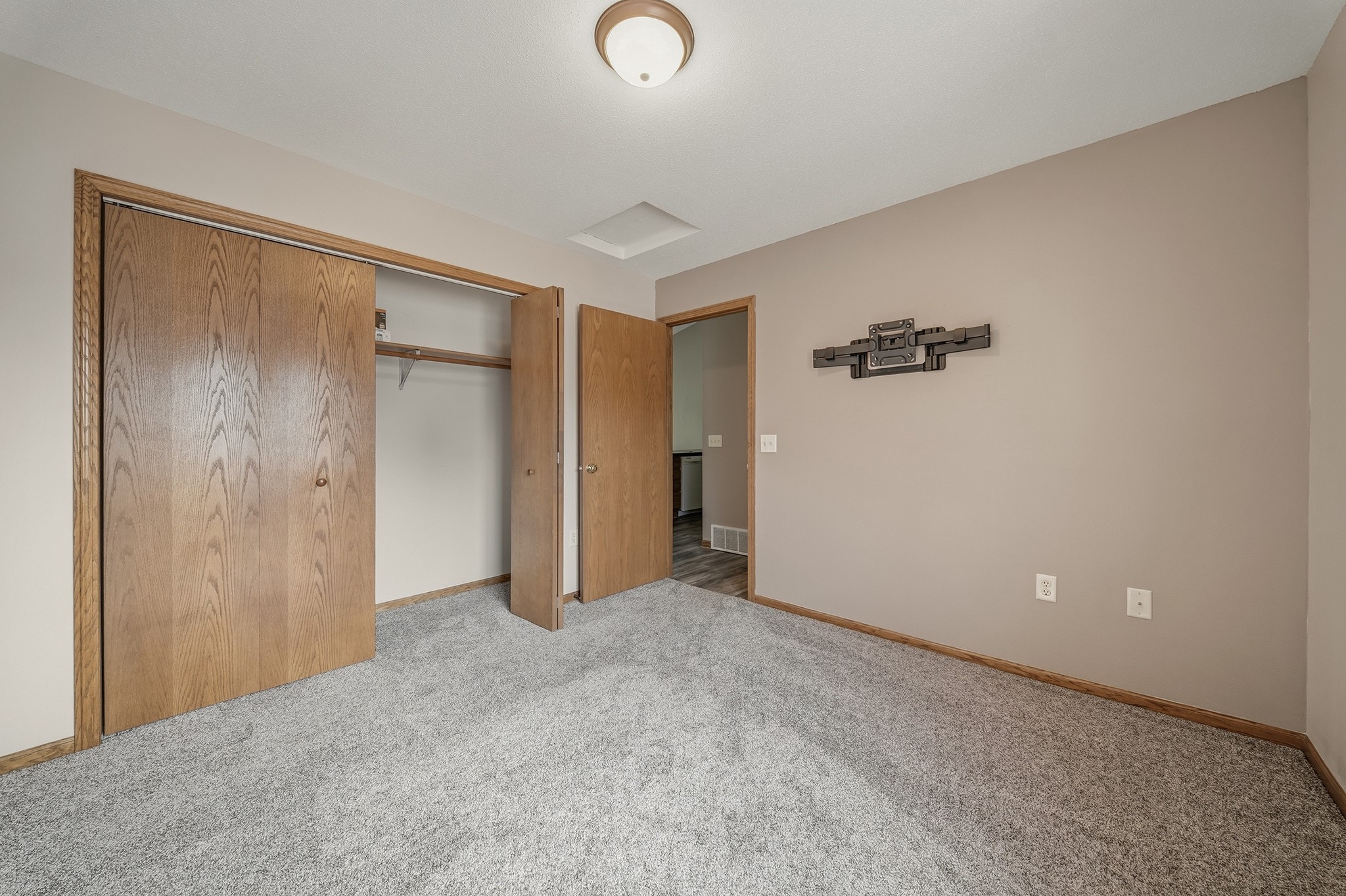 5348 Prill Road C Property Photo 15