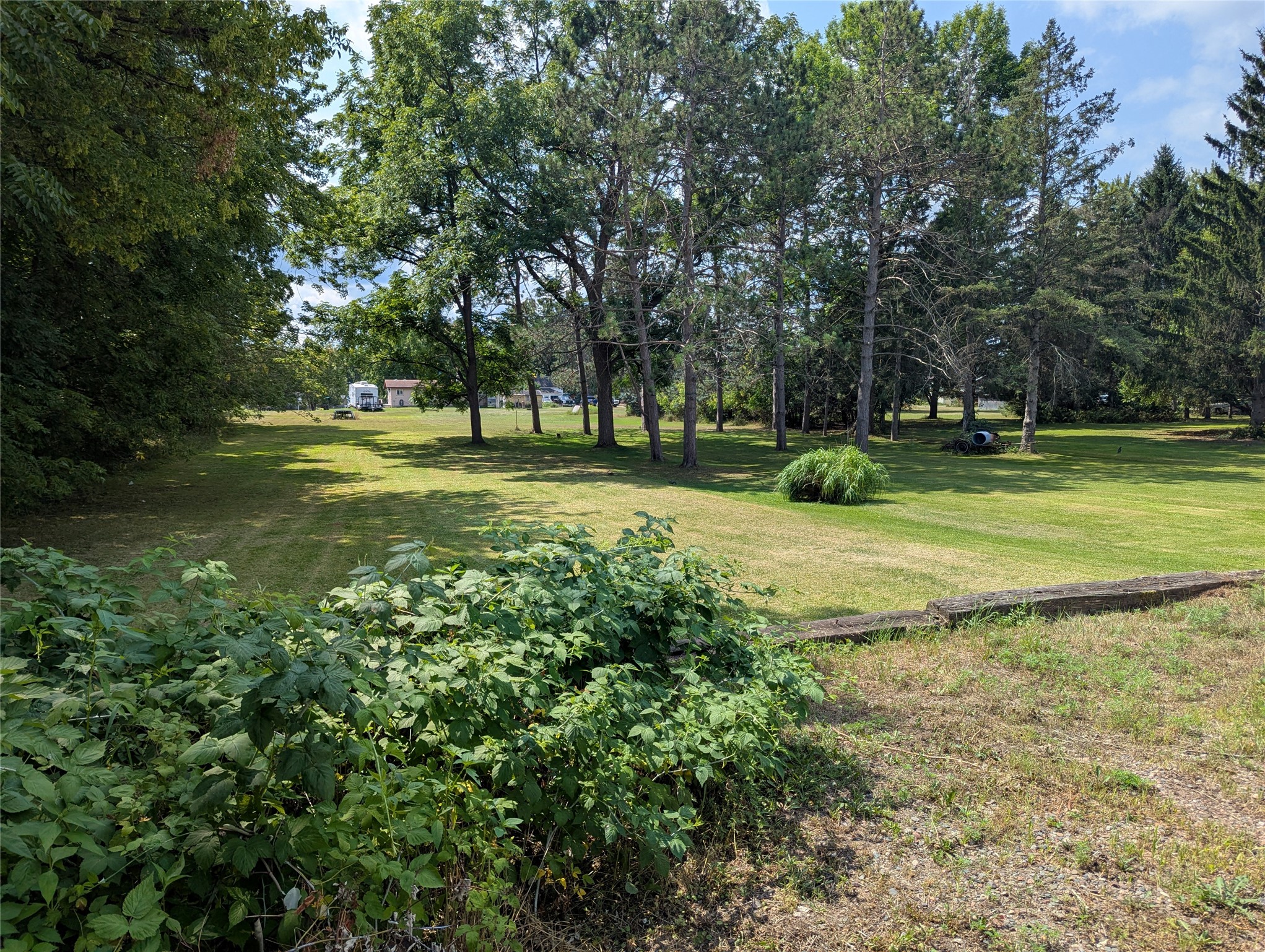 716 Lindoo Avenue E Property Photo 12