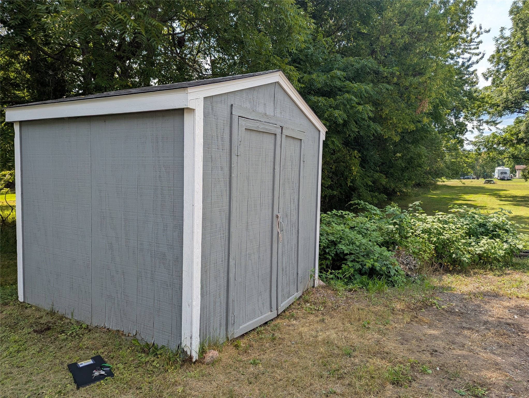 716 Lindoo Avenue E Property Photo 13