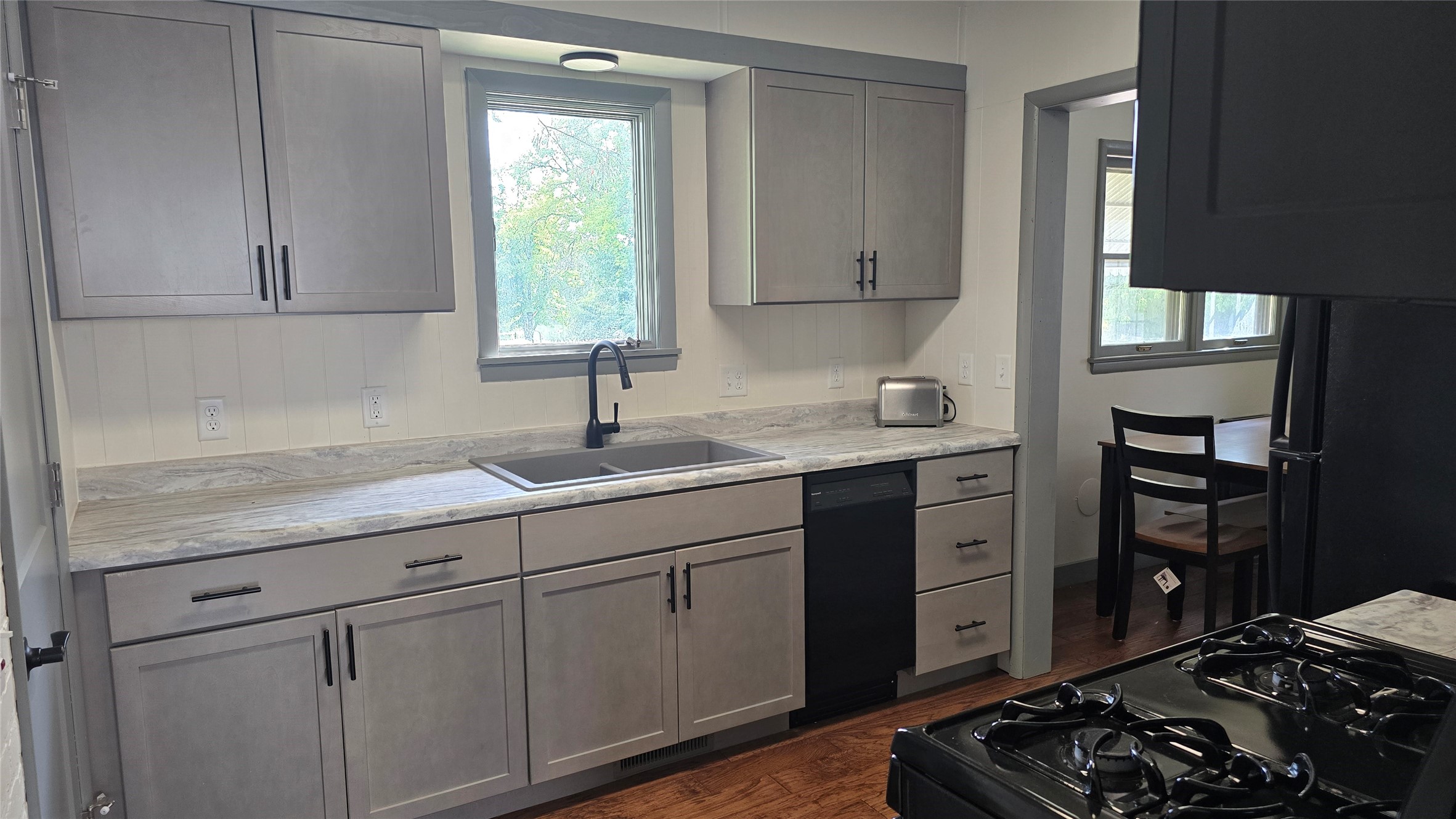 812 Phipps Avenue Property Photo 12