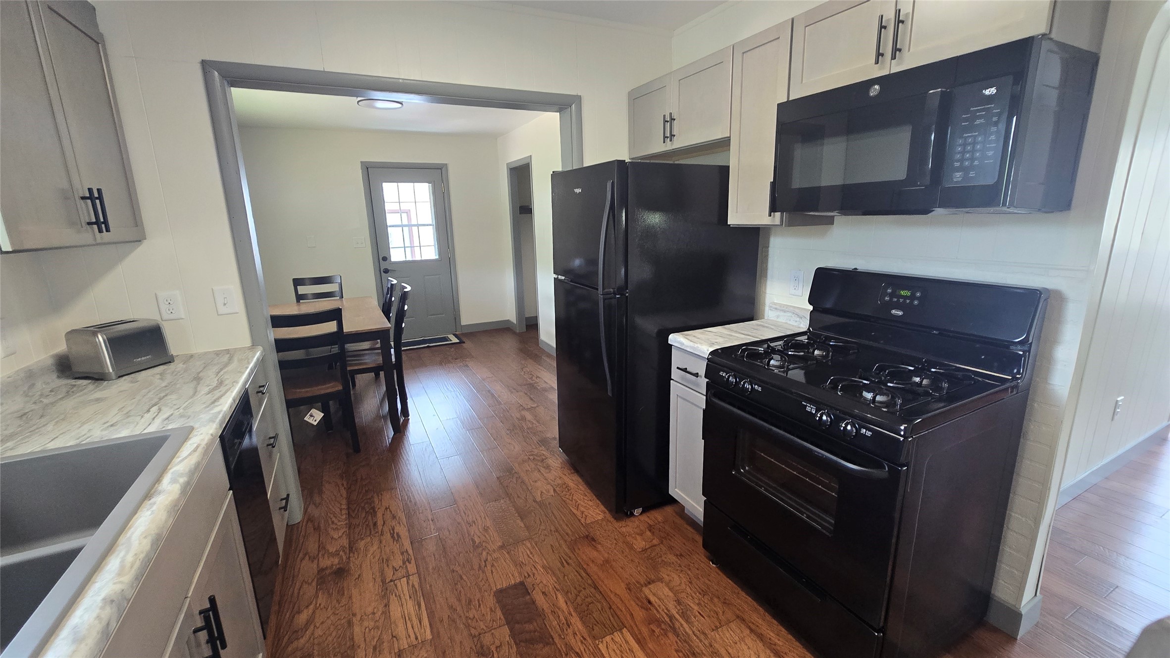 812 Phipps Avenue Property Photo 13