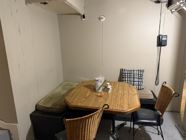 303 S Barstow Street Property Photo 6