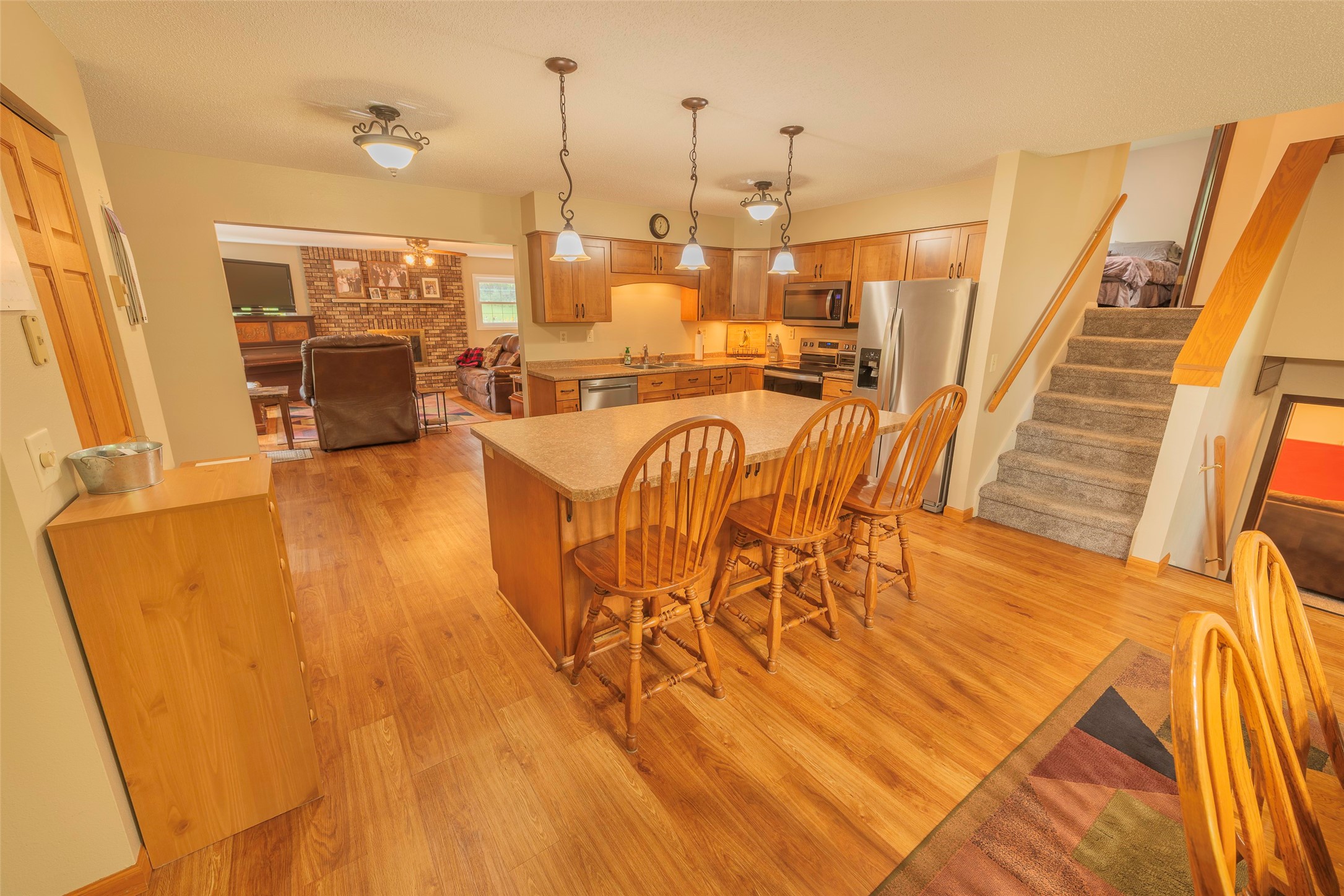 906 3rd Avenue E Property Photo 7