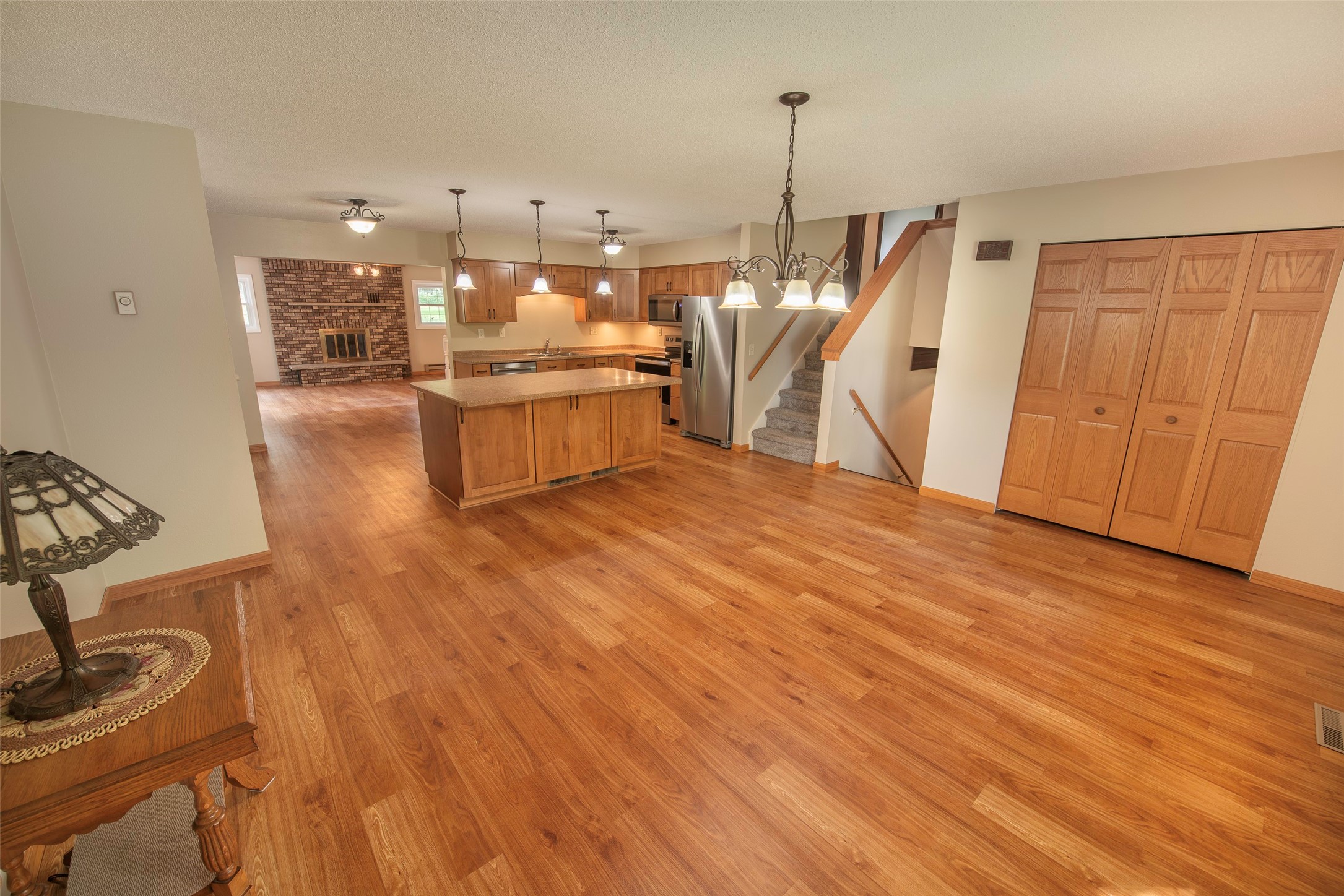 906 3rd Avenue E Property Photo 7