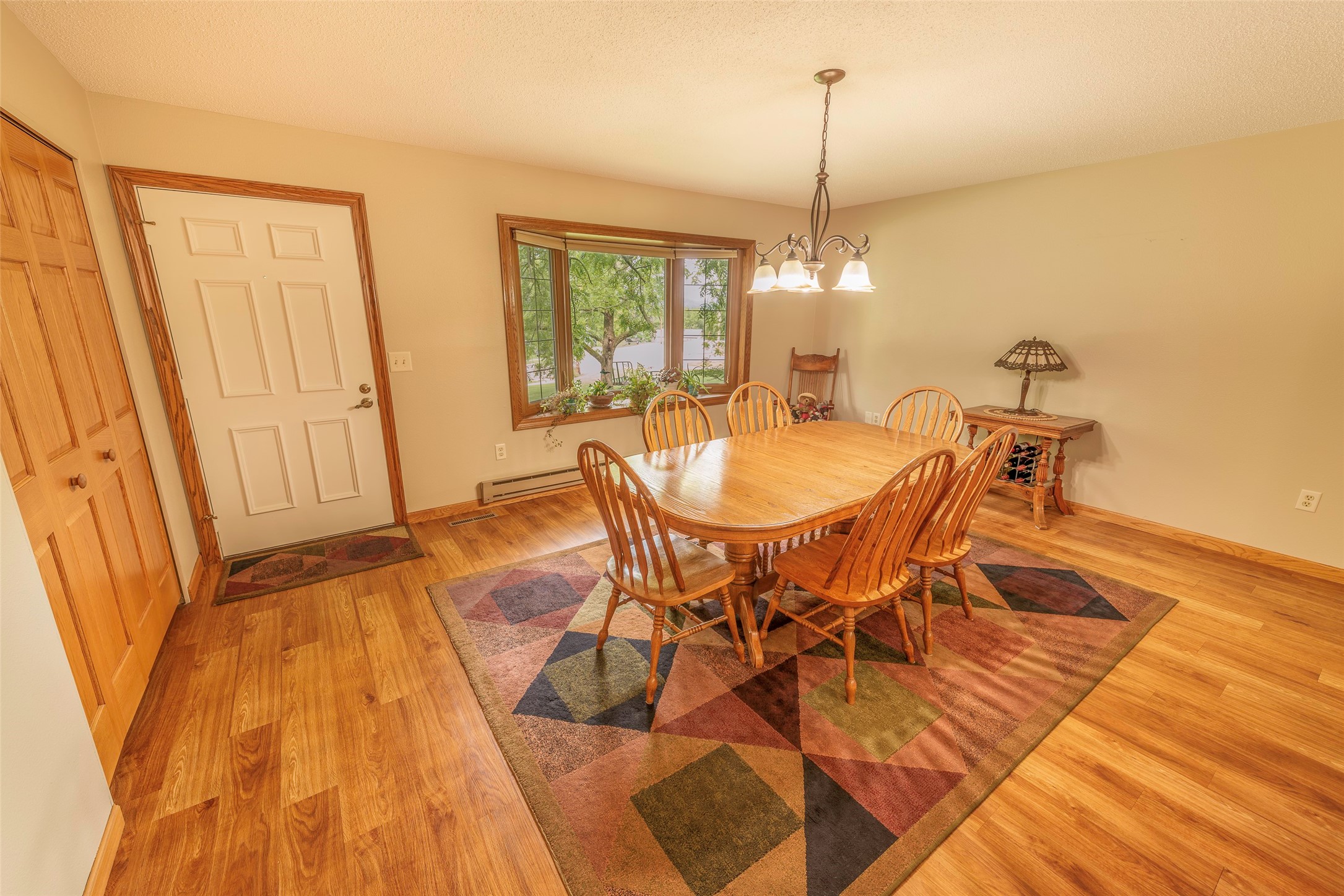 906 3rd Avenue E Property Photo 9