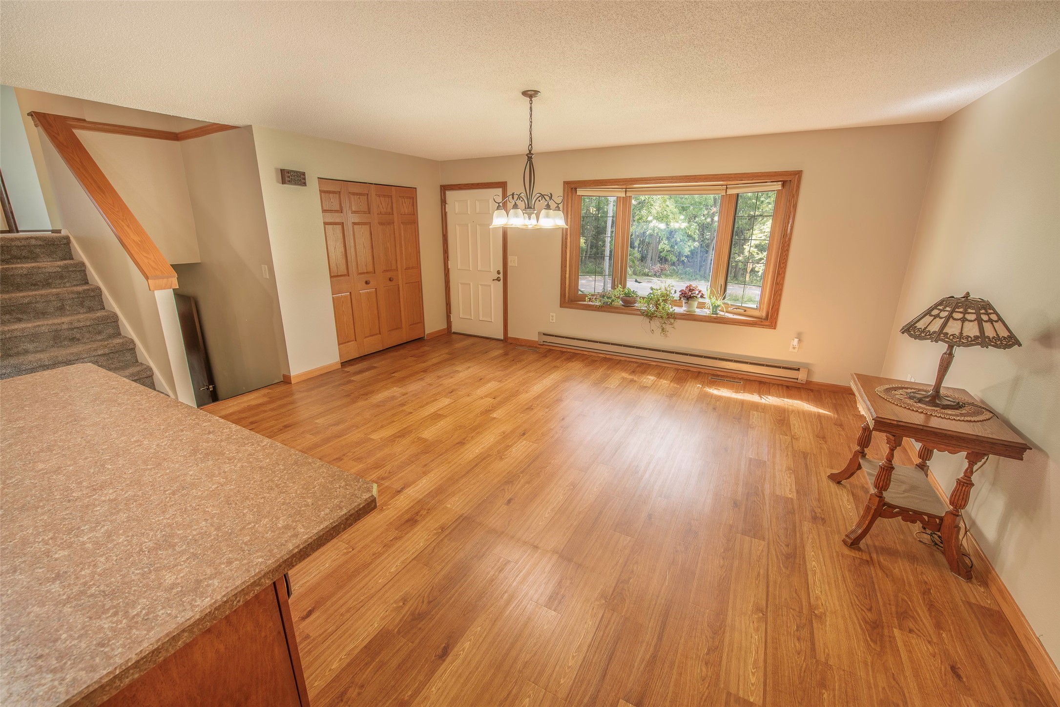 906 3rd Avenue E Property Photo 11