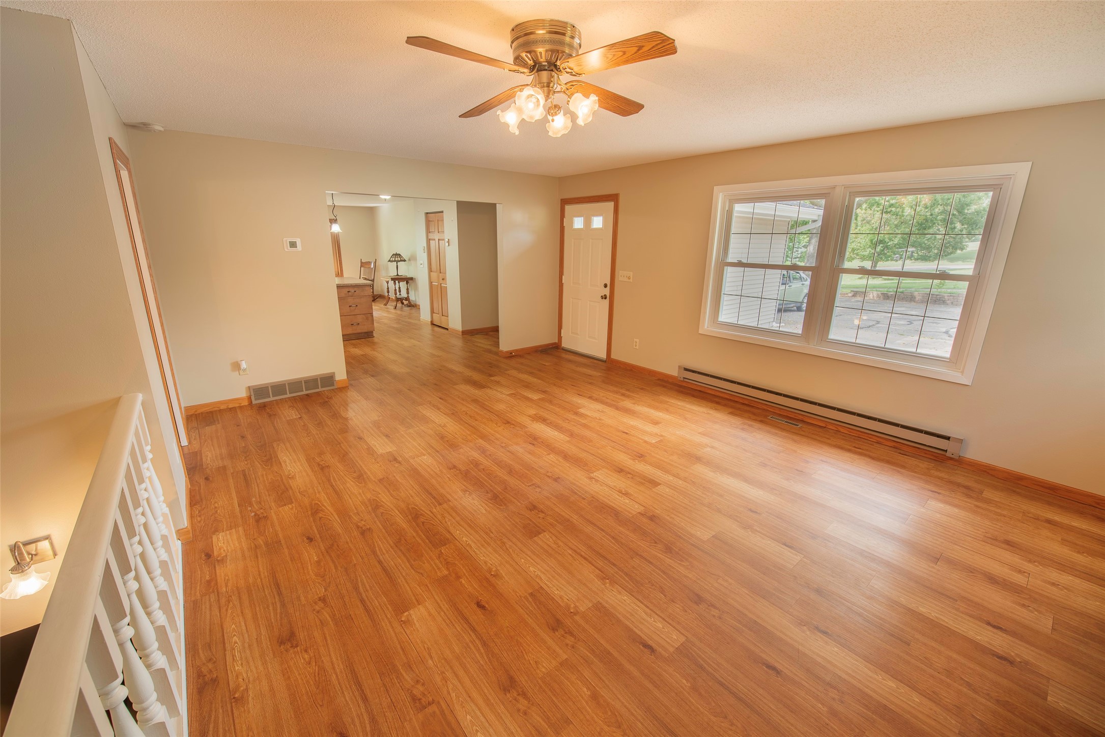 906 3rd Avenue E Property Photo 17