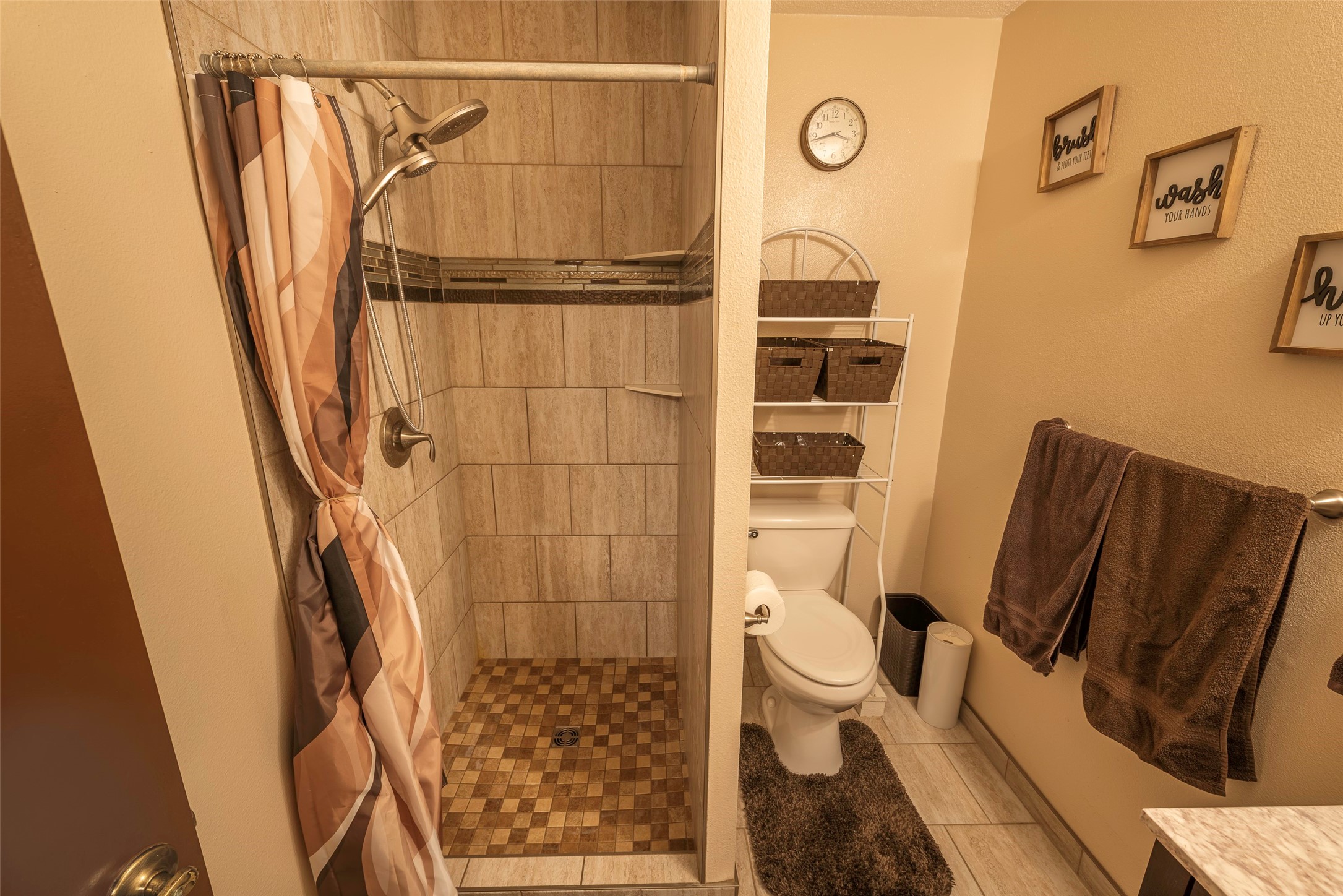 906 3rd Avenue E Property Photo 23