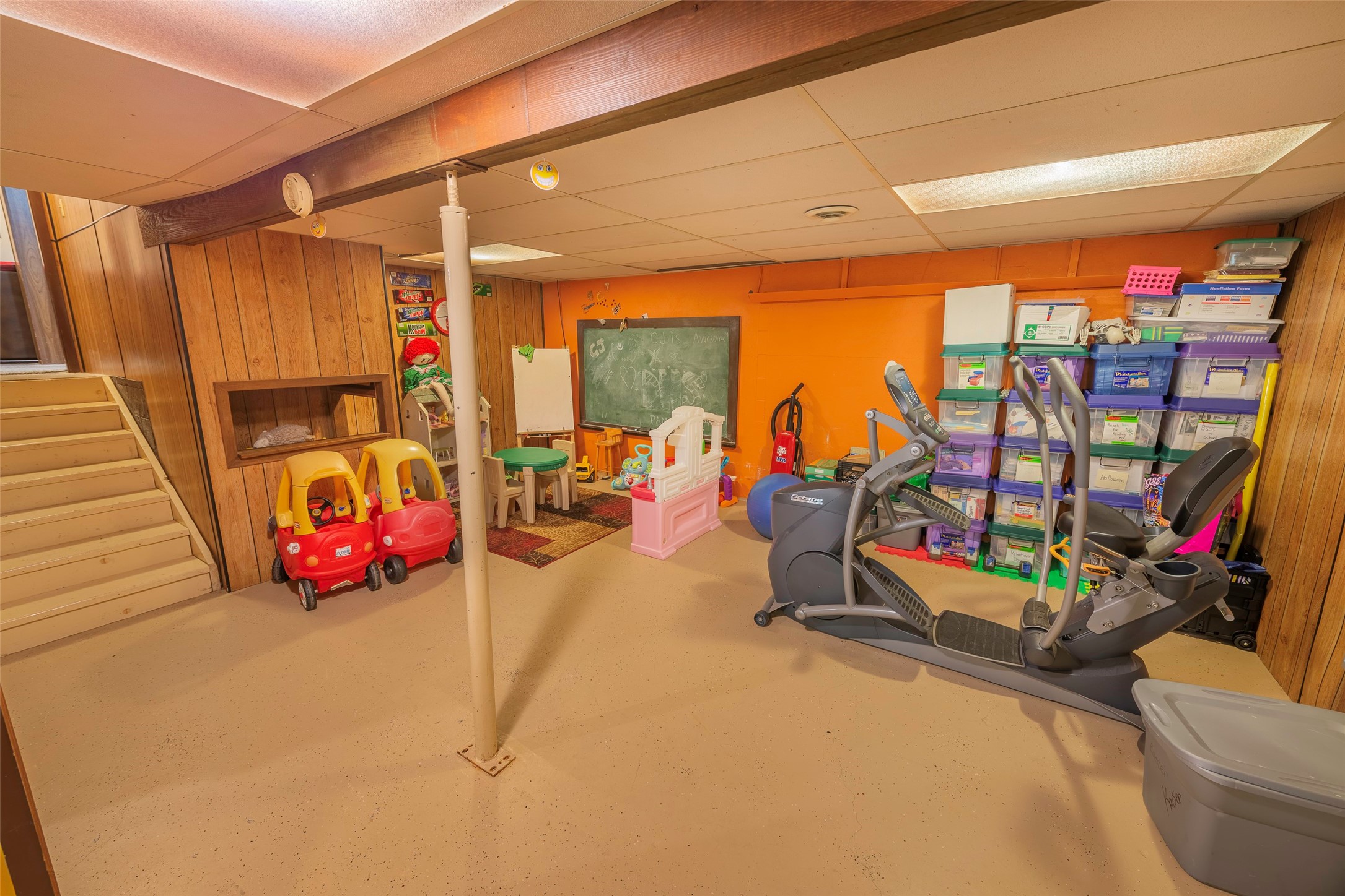 906 3rd Avenue E Property Photo 32