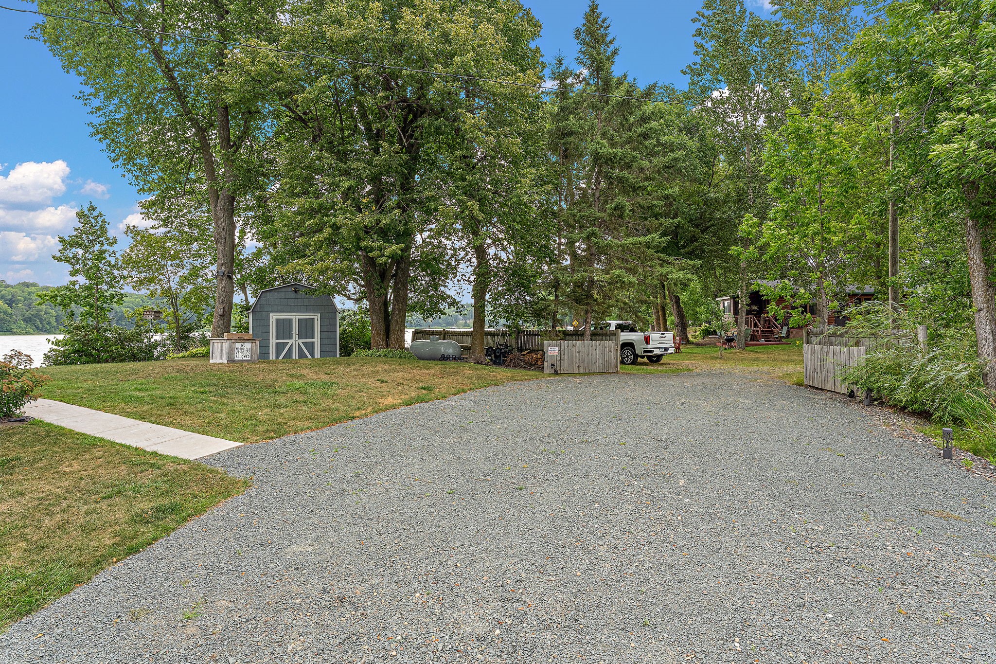12218 Pickerel Point Property Photo 23