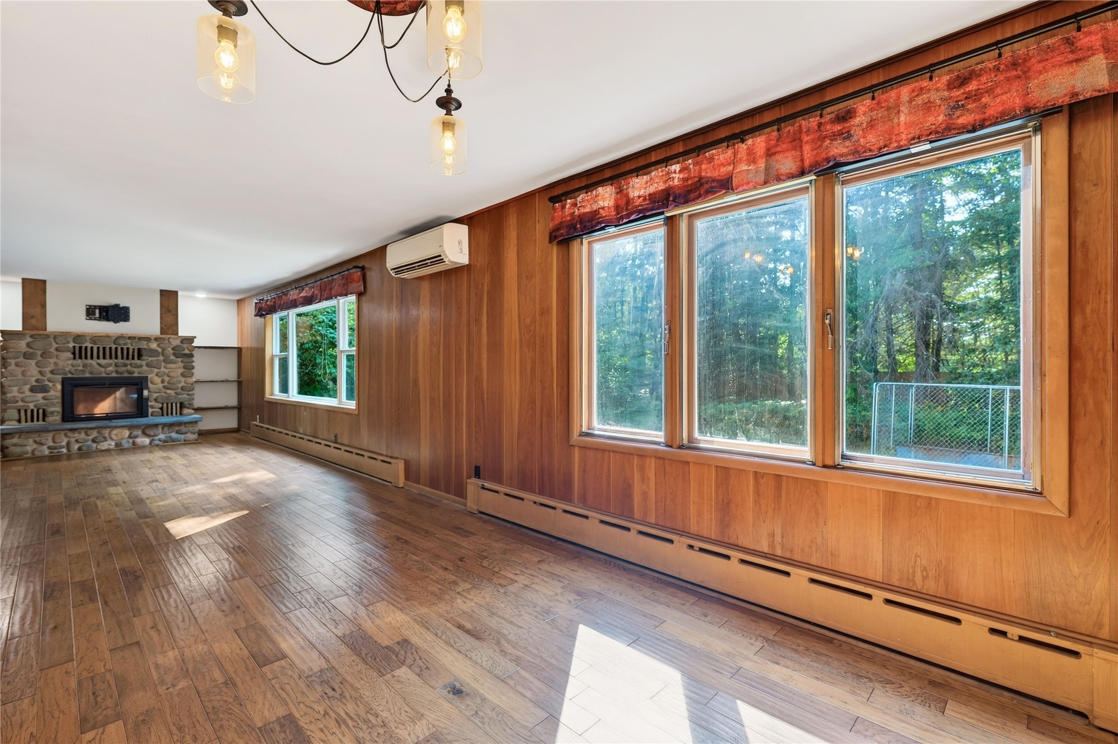 43725 Kavanaugh Road Property Photo 5