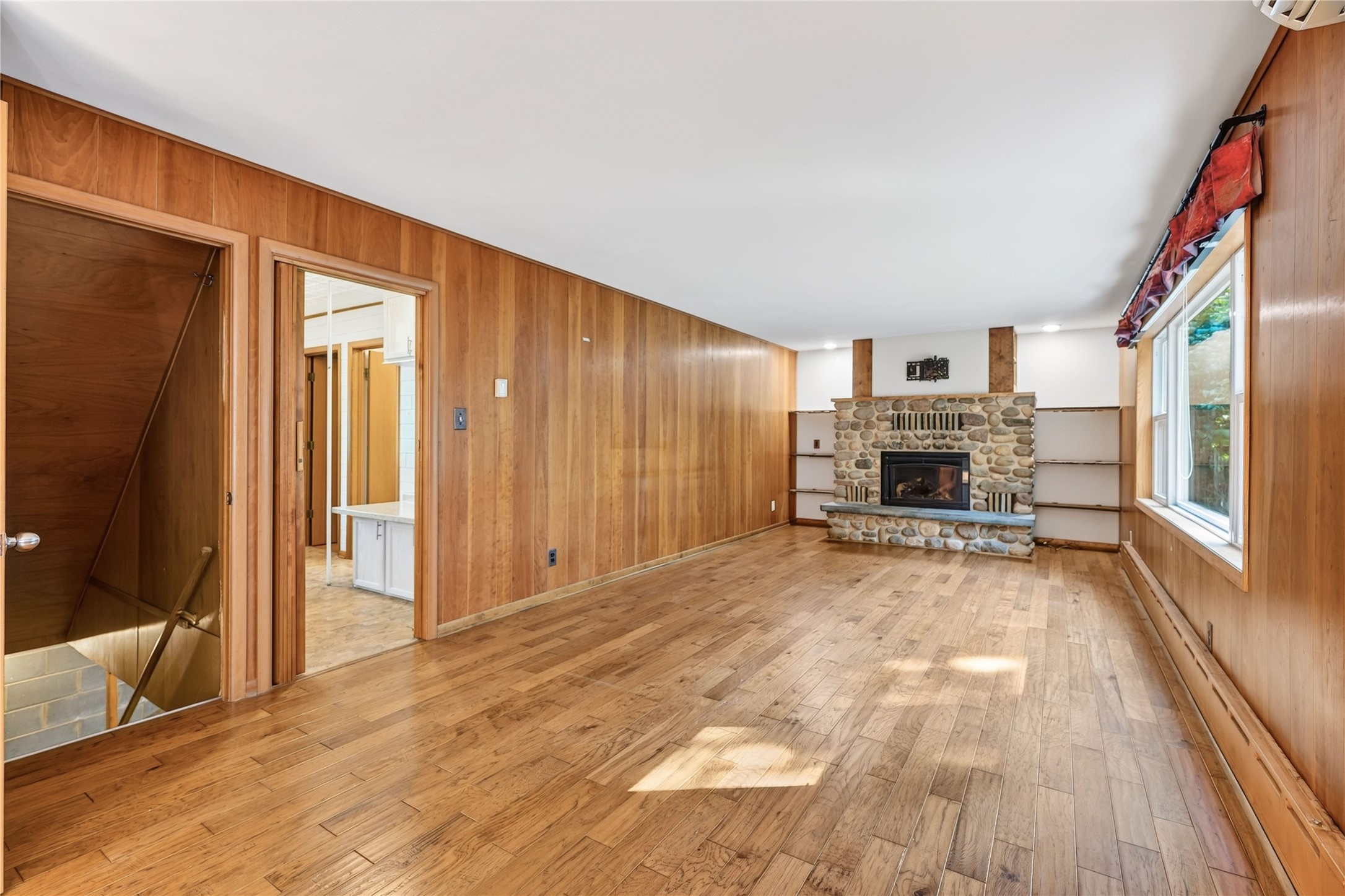 43725 Kavanaugh Road Property Photo 6